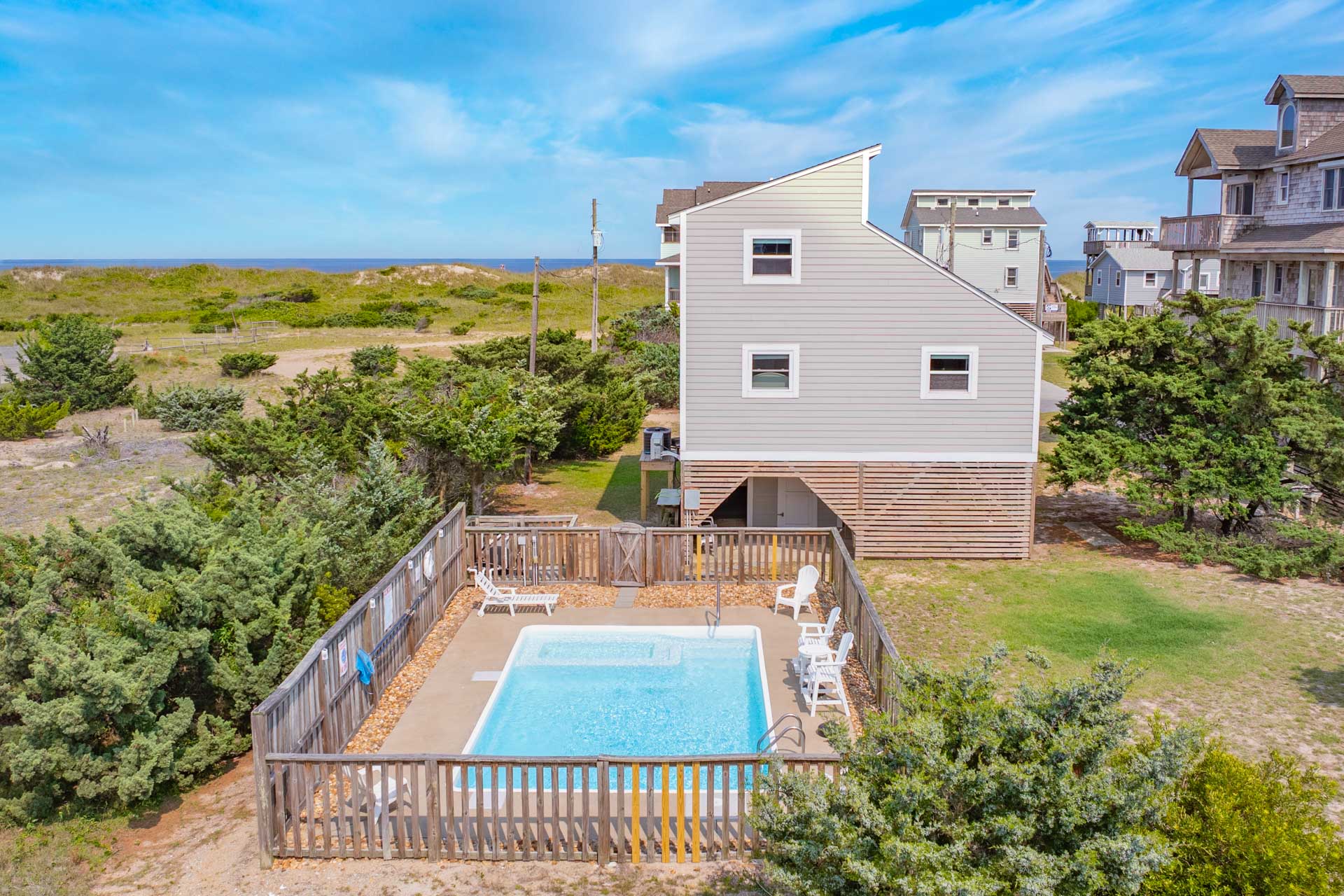 Surf Or Sound Realty 565 Whit's End Exterior 6