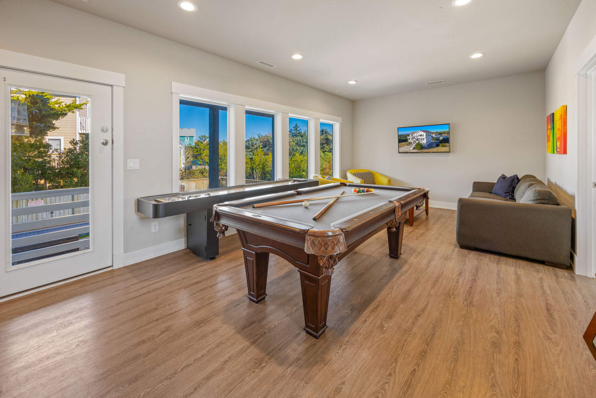Surf Or Sound Realty 1219 Lunasea Game Room 1