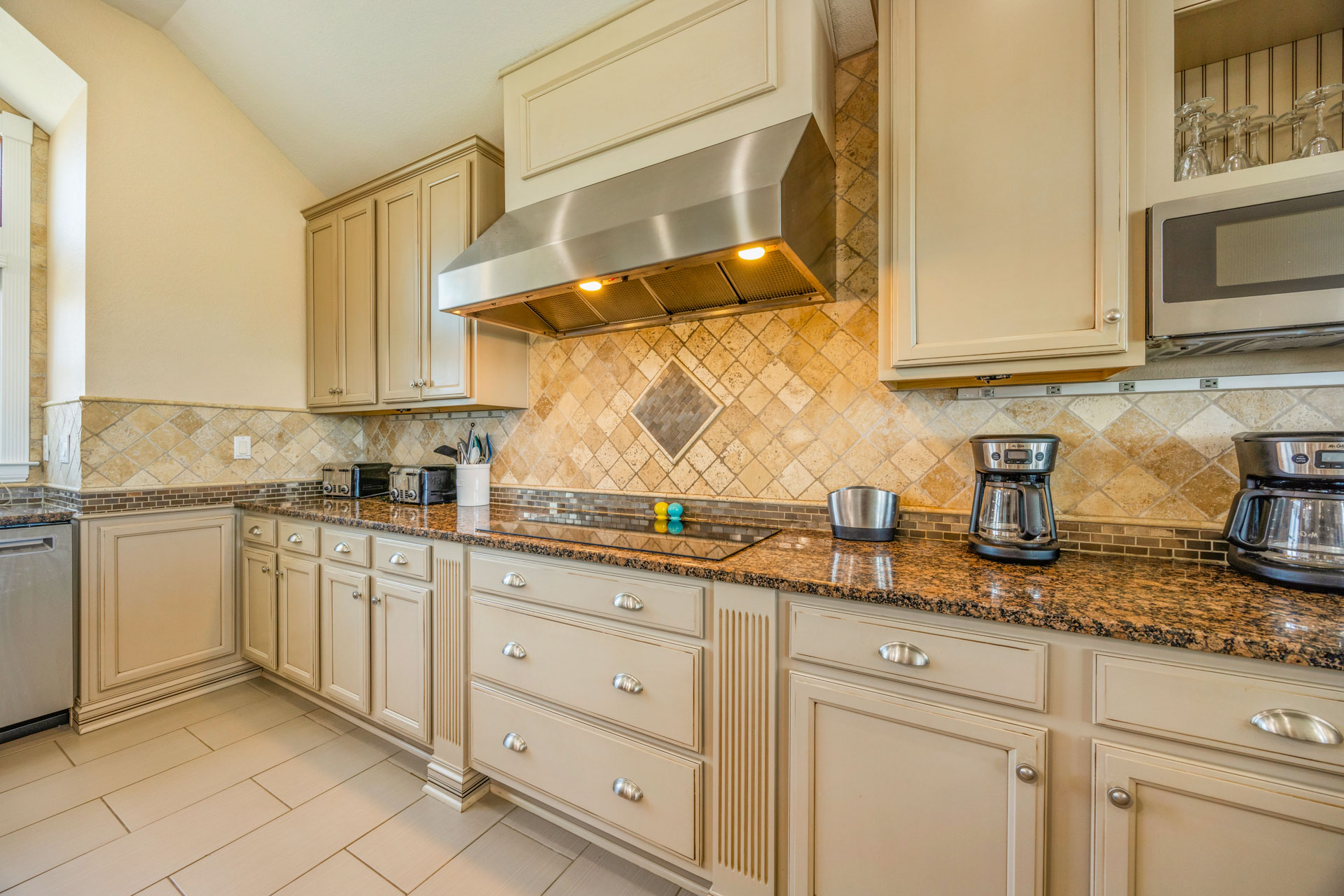 Surf Or Sound Realty 684 Moonshine Kitchen 5