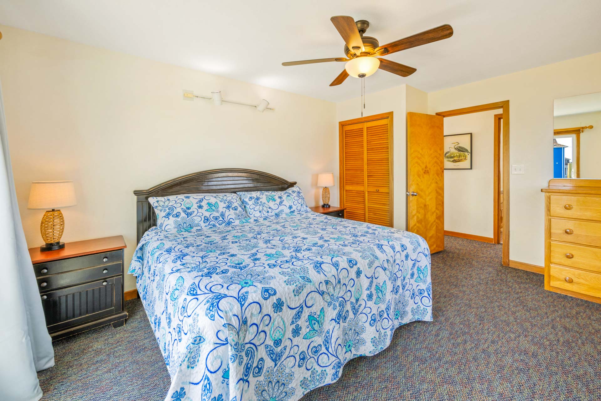 Surf Or Sound Realty 1011 Island Attitude Bedroom 1 2