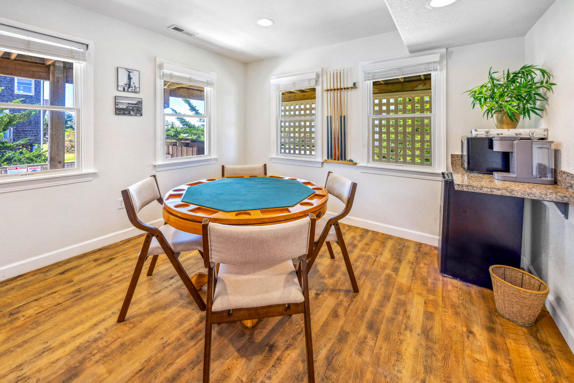 Surf Or Sound Realty 660 Beach Music Game Room 1