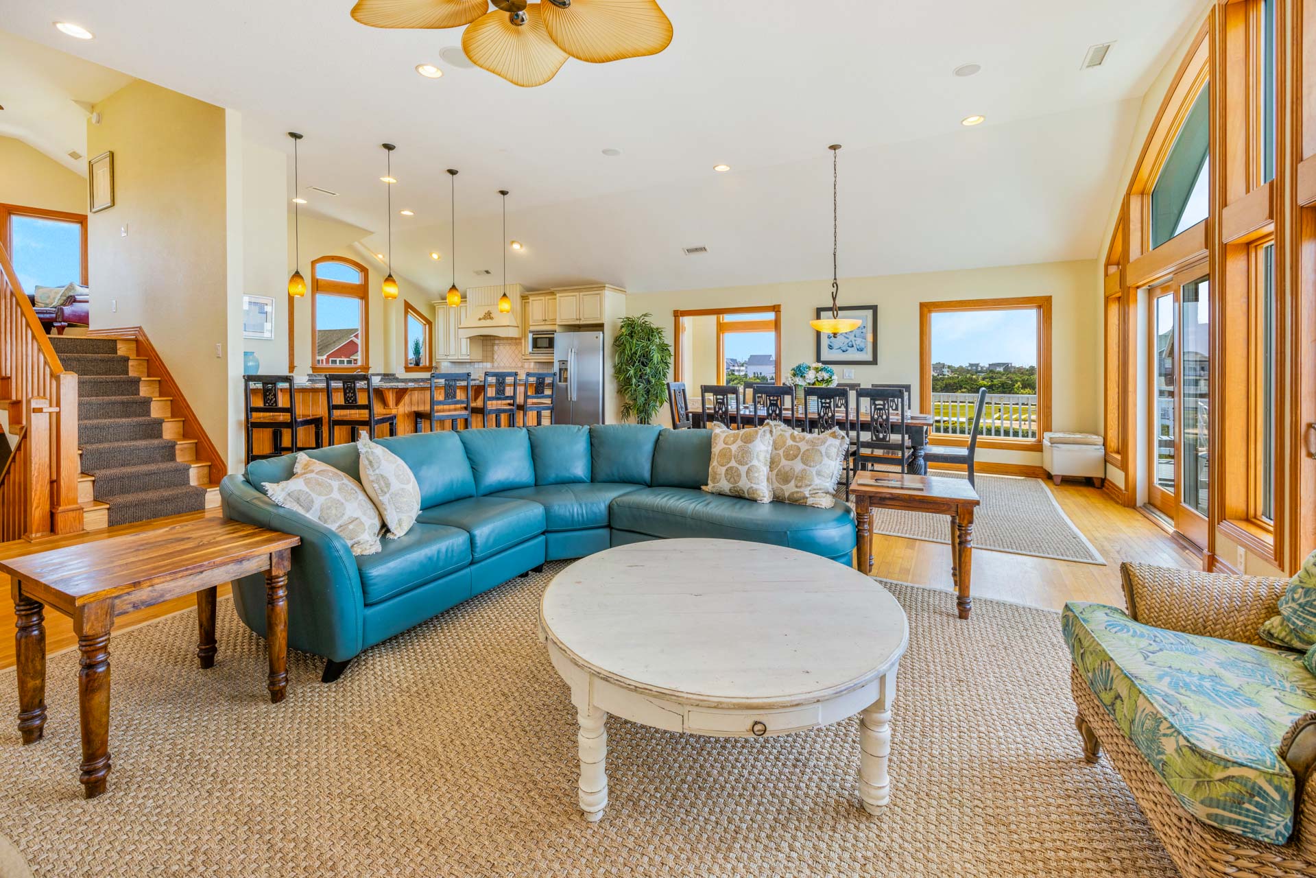 Surf Or Sound Realty 1029 Sunset Serenade Great Room 4