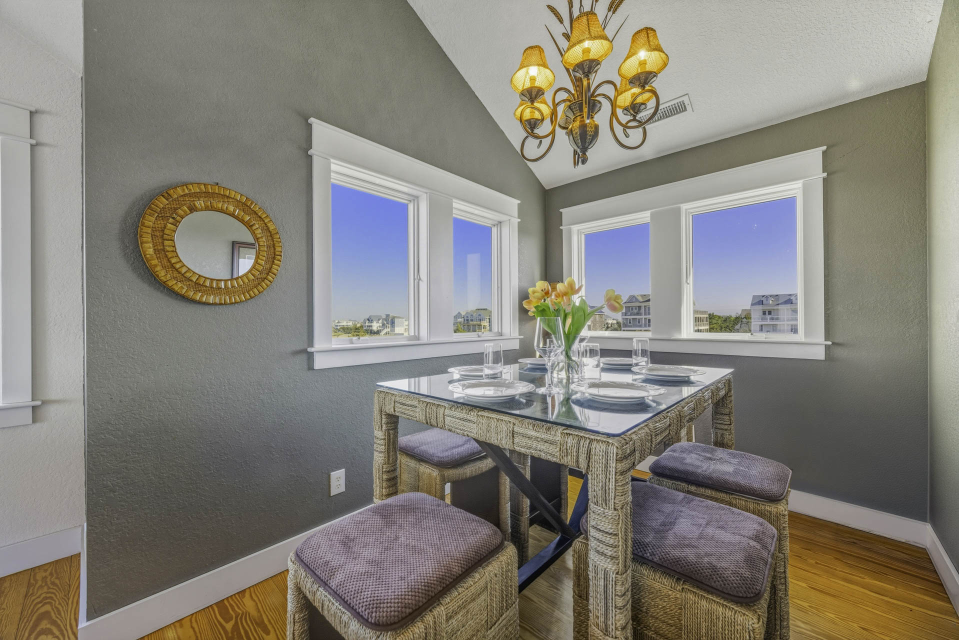 Surf Or Sound Realty 438 Sounds Terrific Dining Area 6