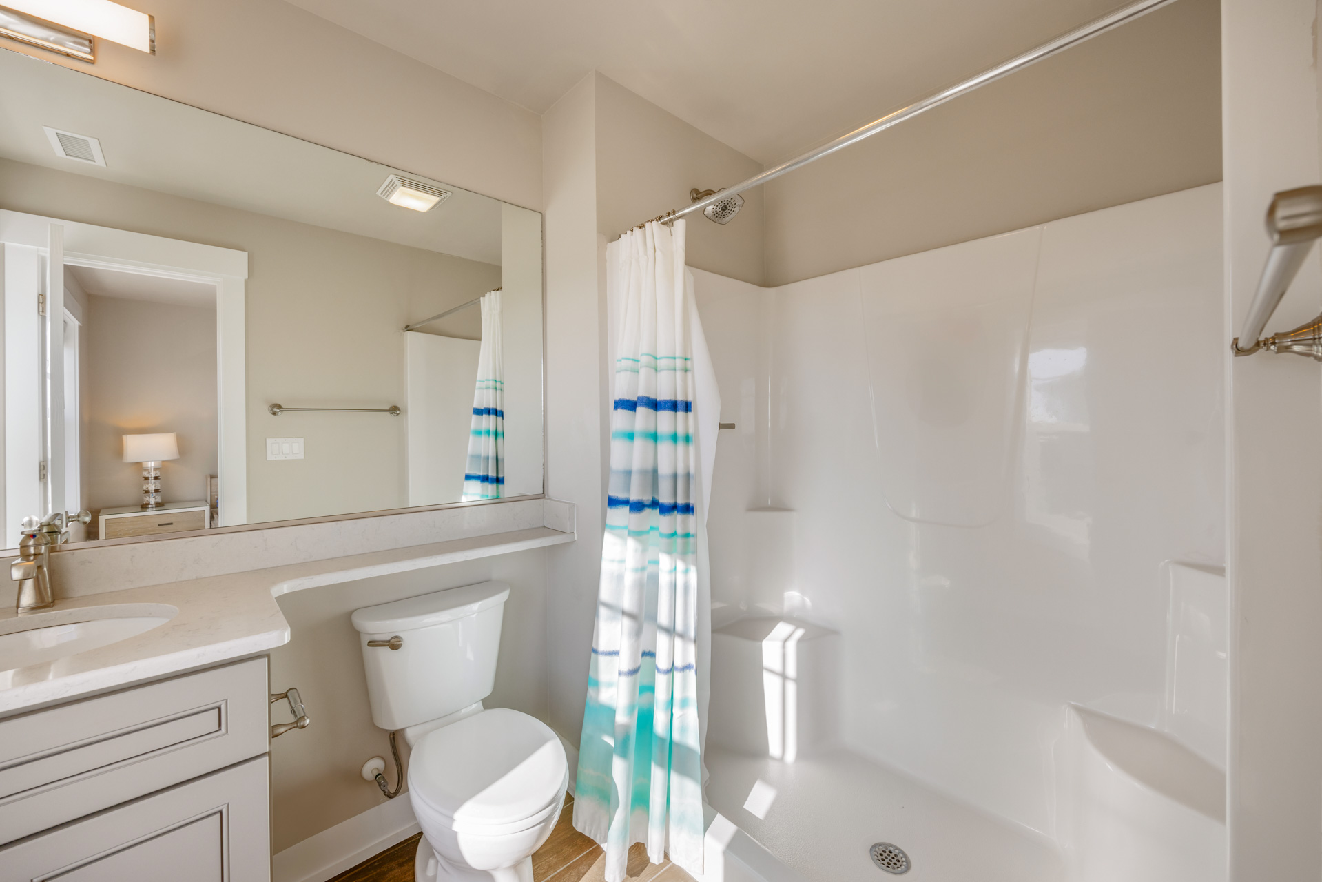 Surf Or Sound Realty 1219 Lunasea Bedroom 4 3