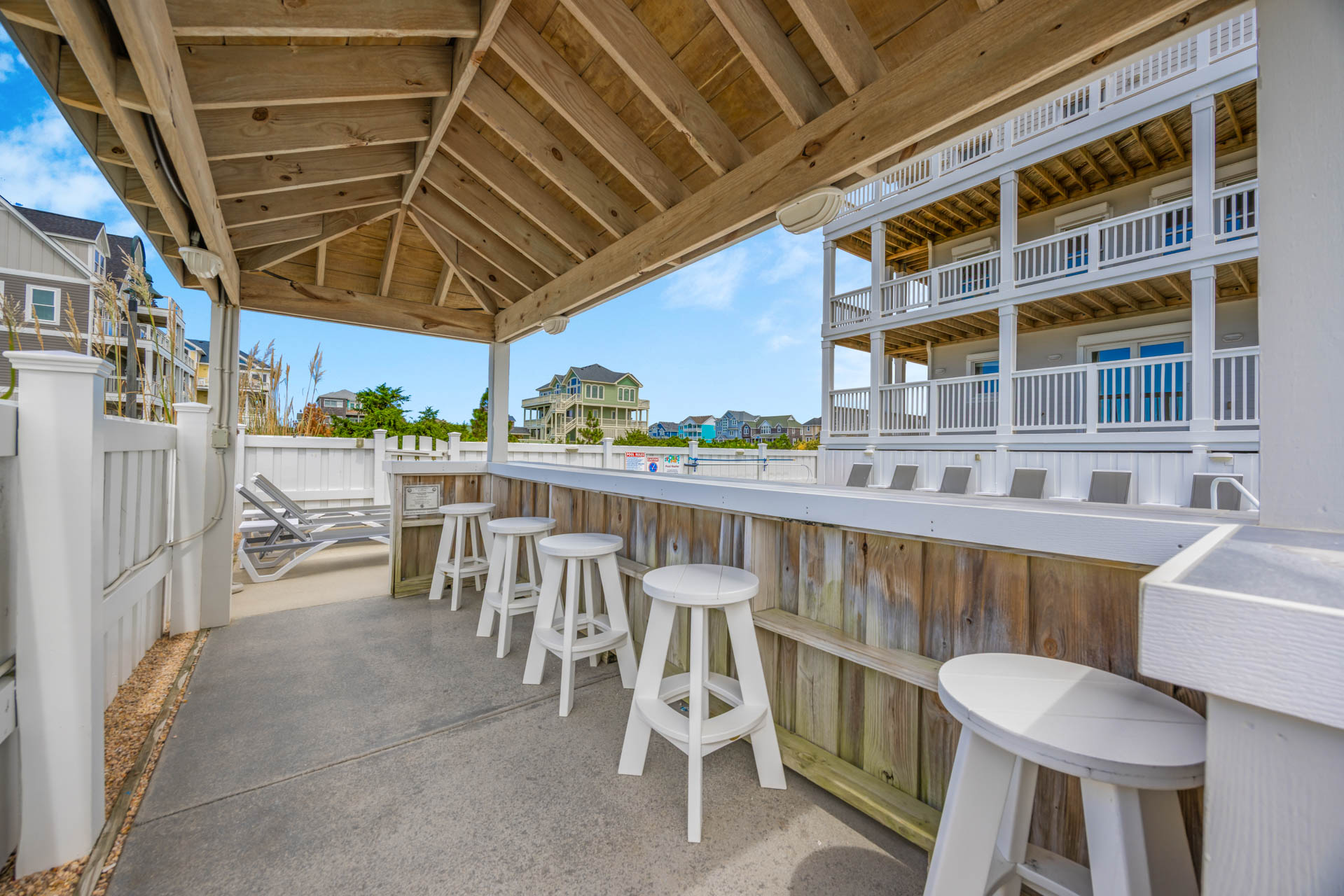 Surf Or Sound Realty 840 Lucky Oyster Pool Area 4