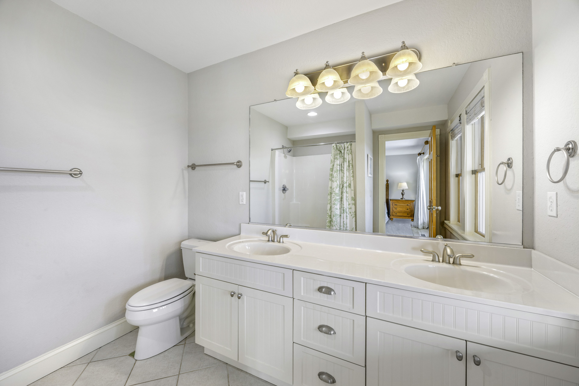 Surf Or Sound Realty 829 The HI Life Bedroom 4 3