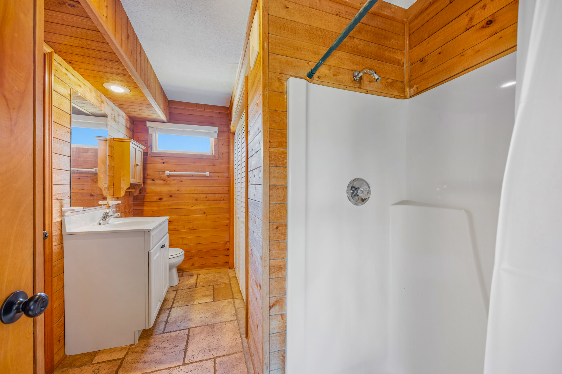 Surf Or Sound Realty 1258 Idle Minds Bedroom 2 3