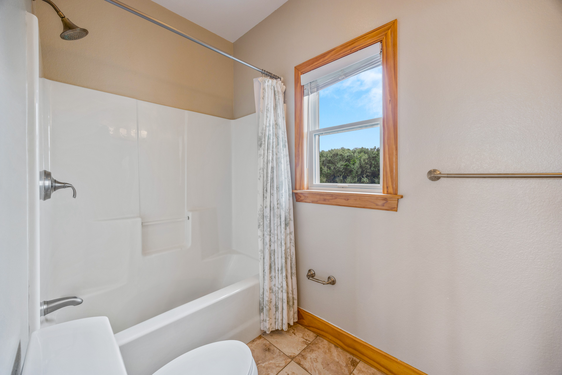 Surf Or Sound Realty 851 Eden Bedroom 2 3