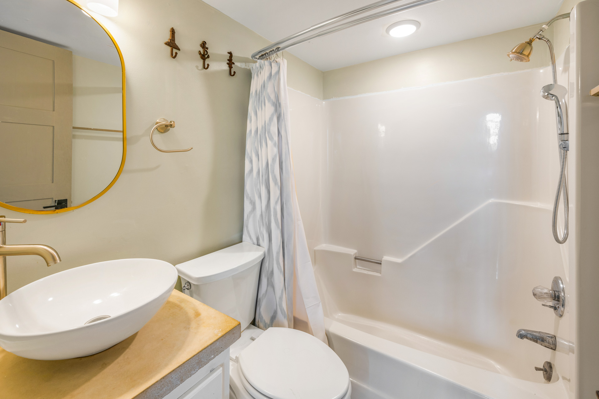 Surf Or Sound Realty 960 Osprey Bedroom 3 2