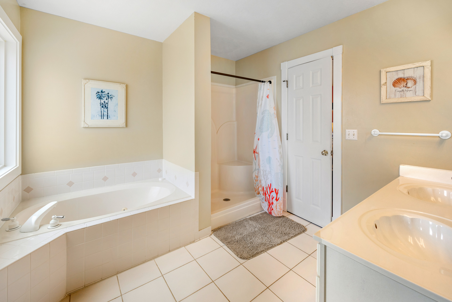 Surf Or Sound Realty 180 Perfect Peace Bedroom 5 3