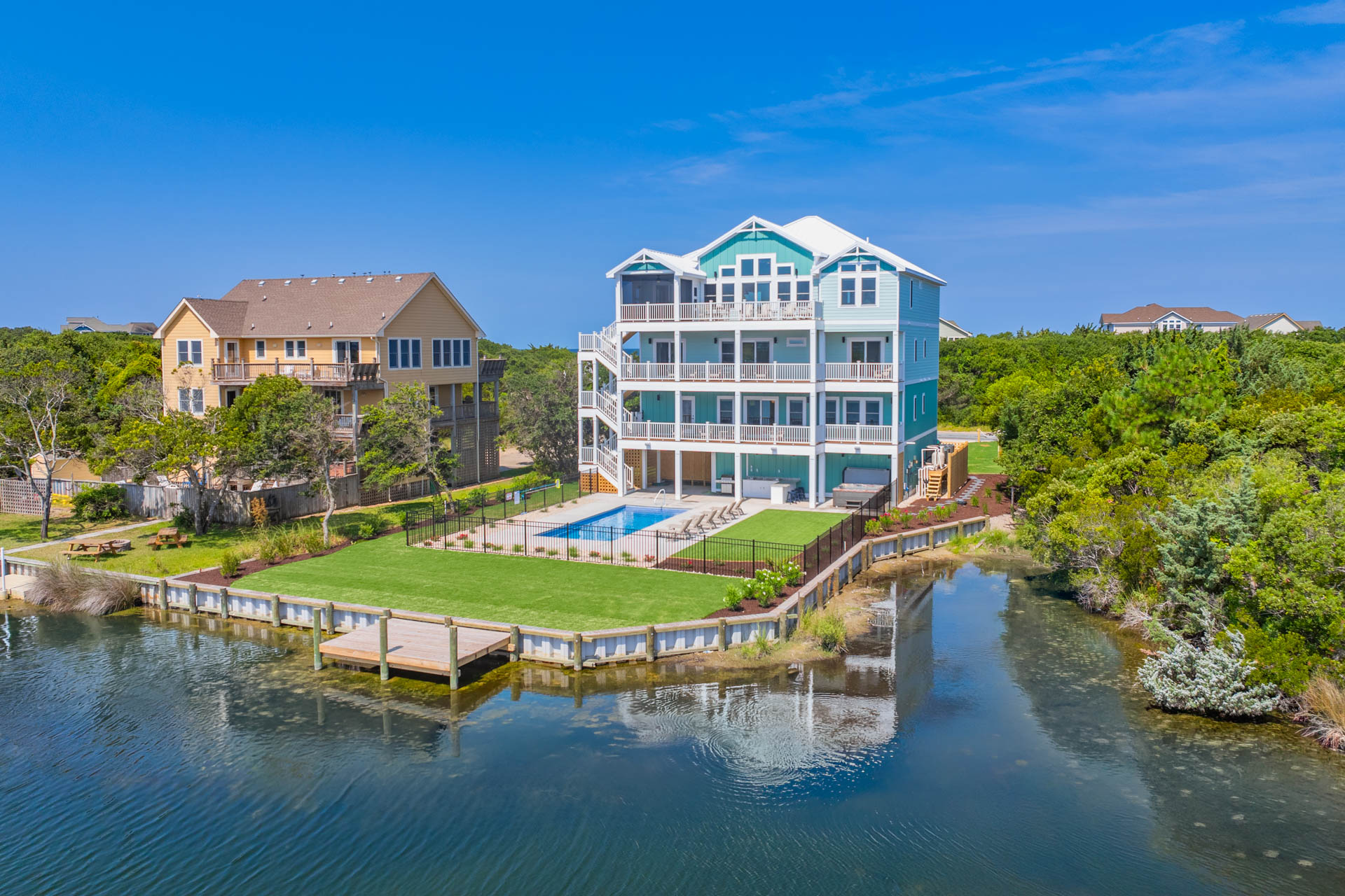 Surf Or Sound Realty 1225 Castaway Cove Exterior 1