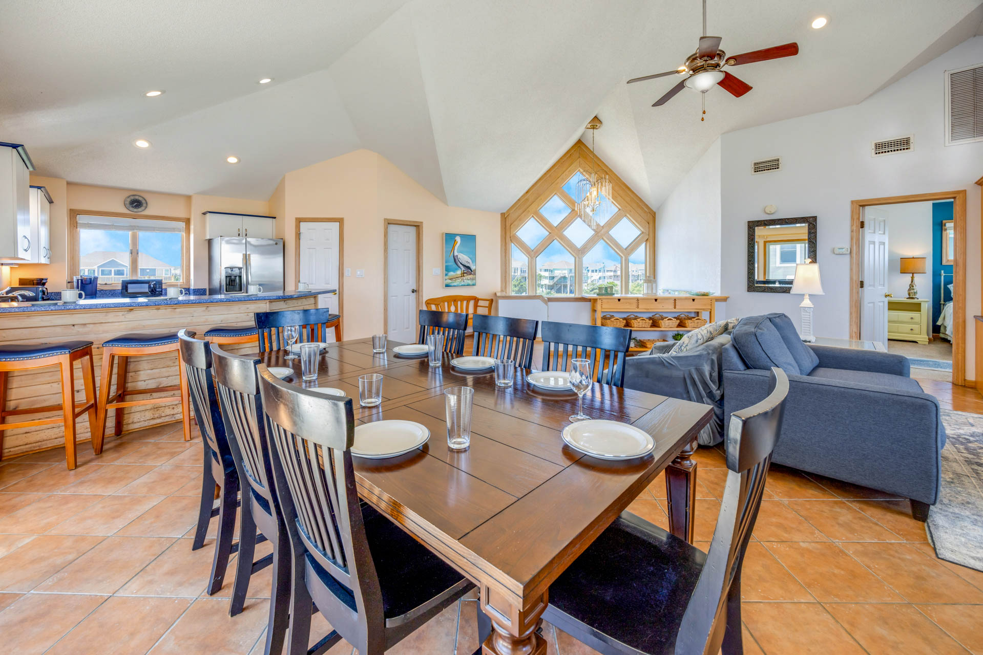 Surf Or Sound Realty 751 Windows To The Sea Dining Area 3