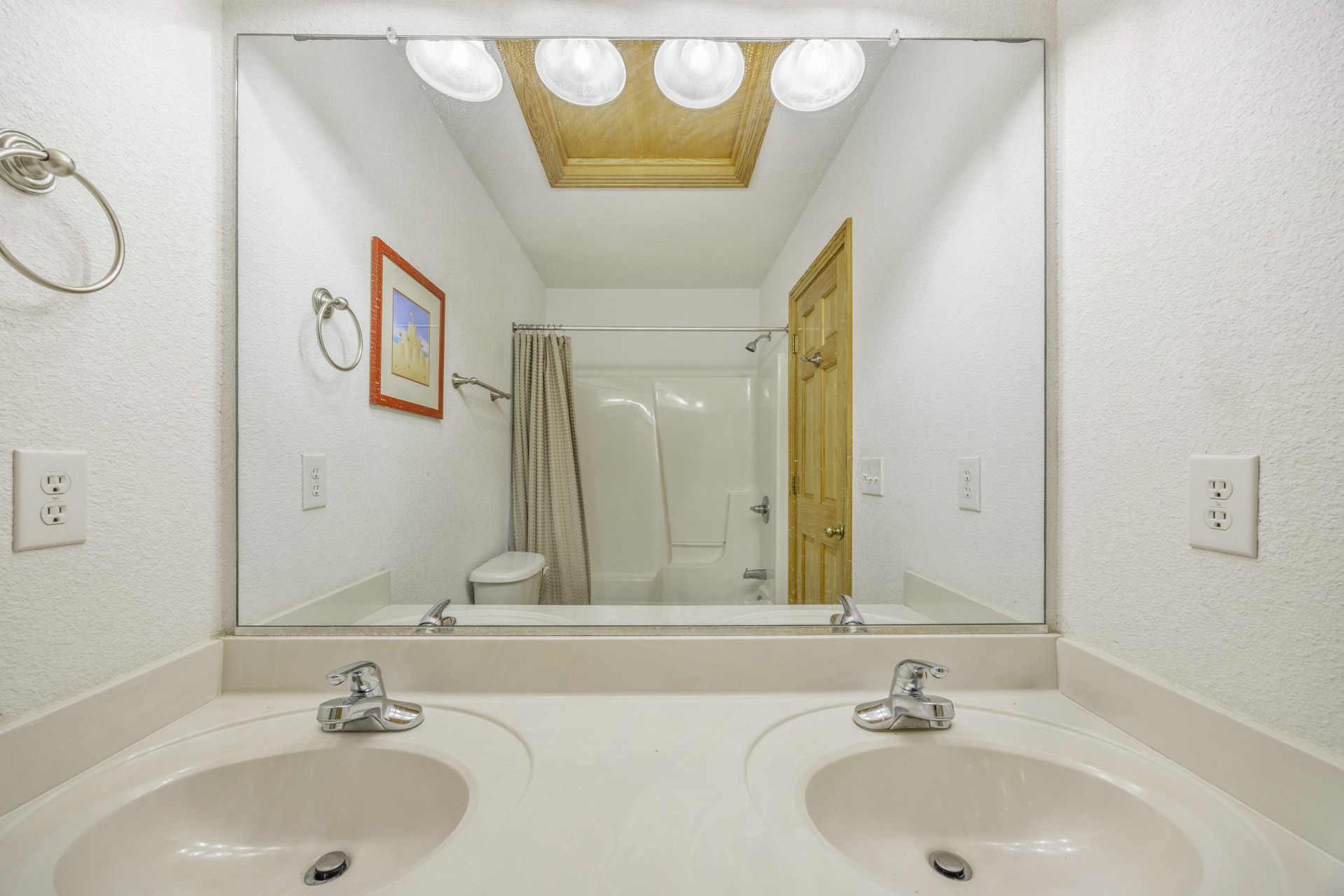 Surf Or Sound Realty 363 Sandy Cheeks Bedroom 1 3