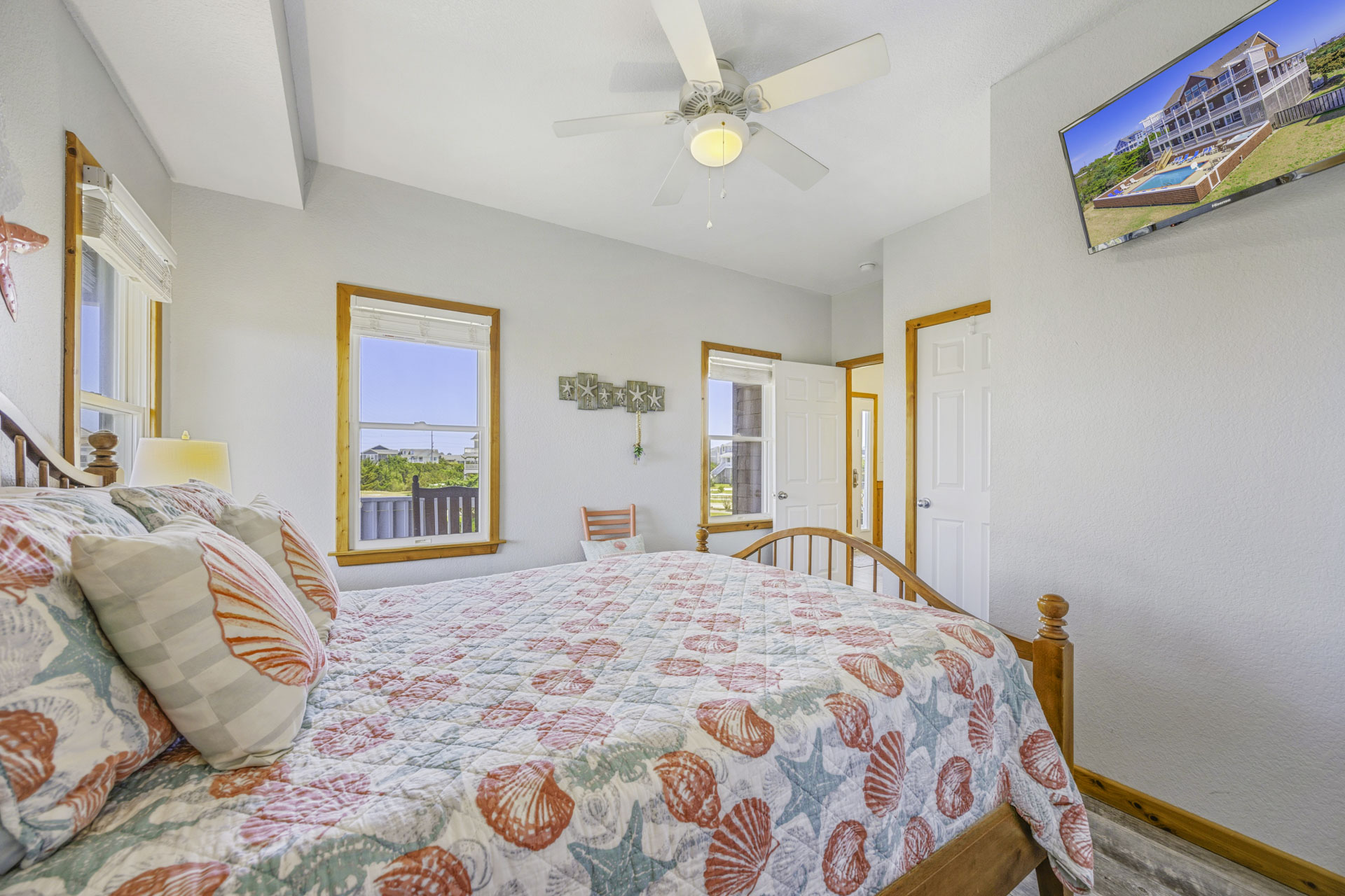 Surf Or Sound Realty 339 Salvo Sunsets Bedroom 3 2