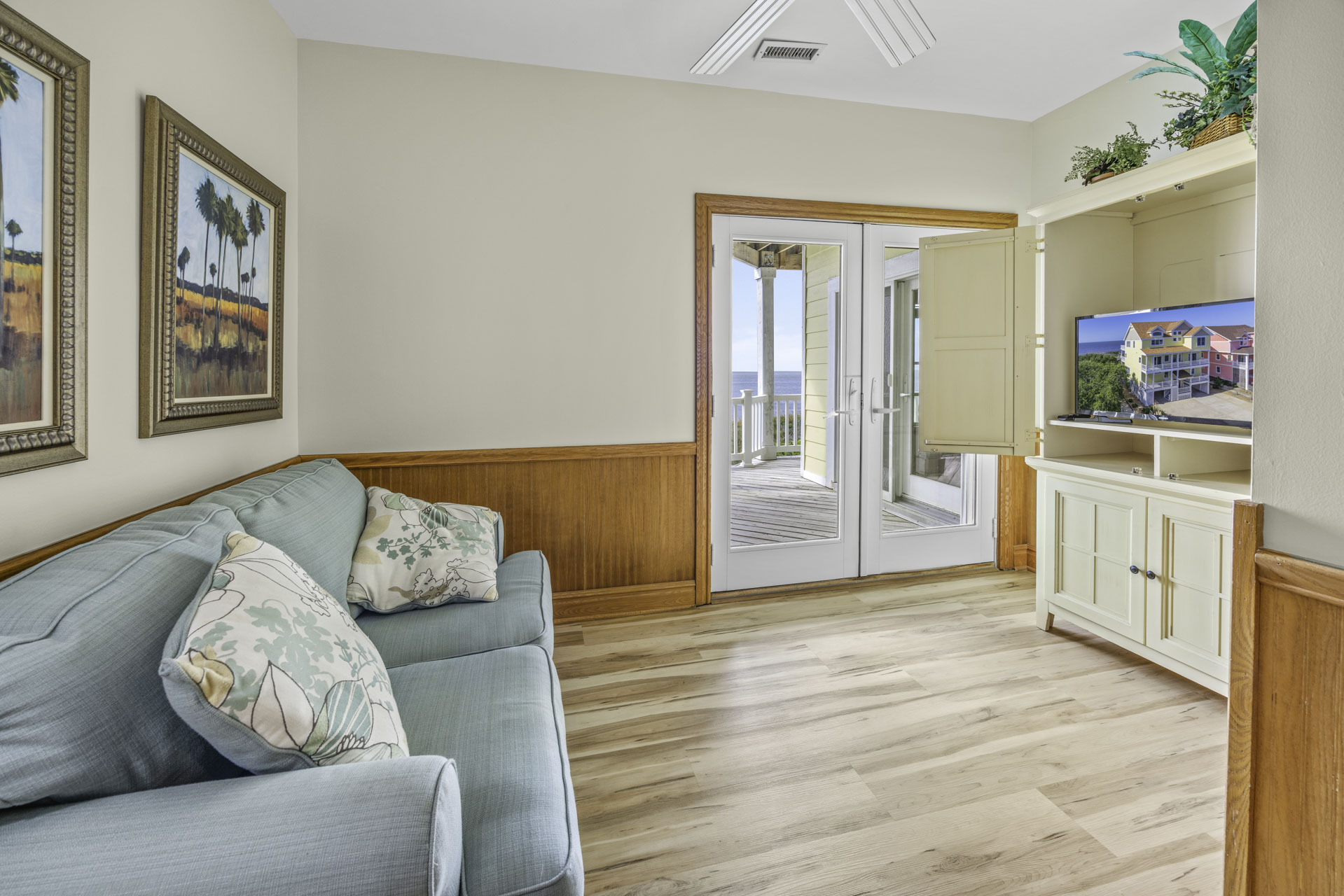 Surf Or Sound Realty 973 Bay Breeze Media Room