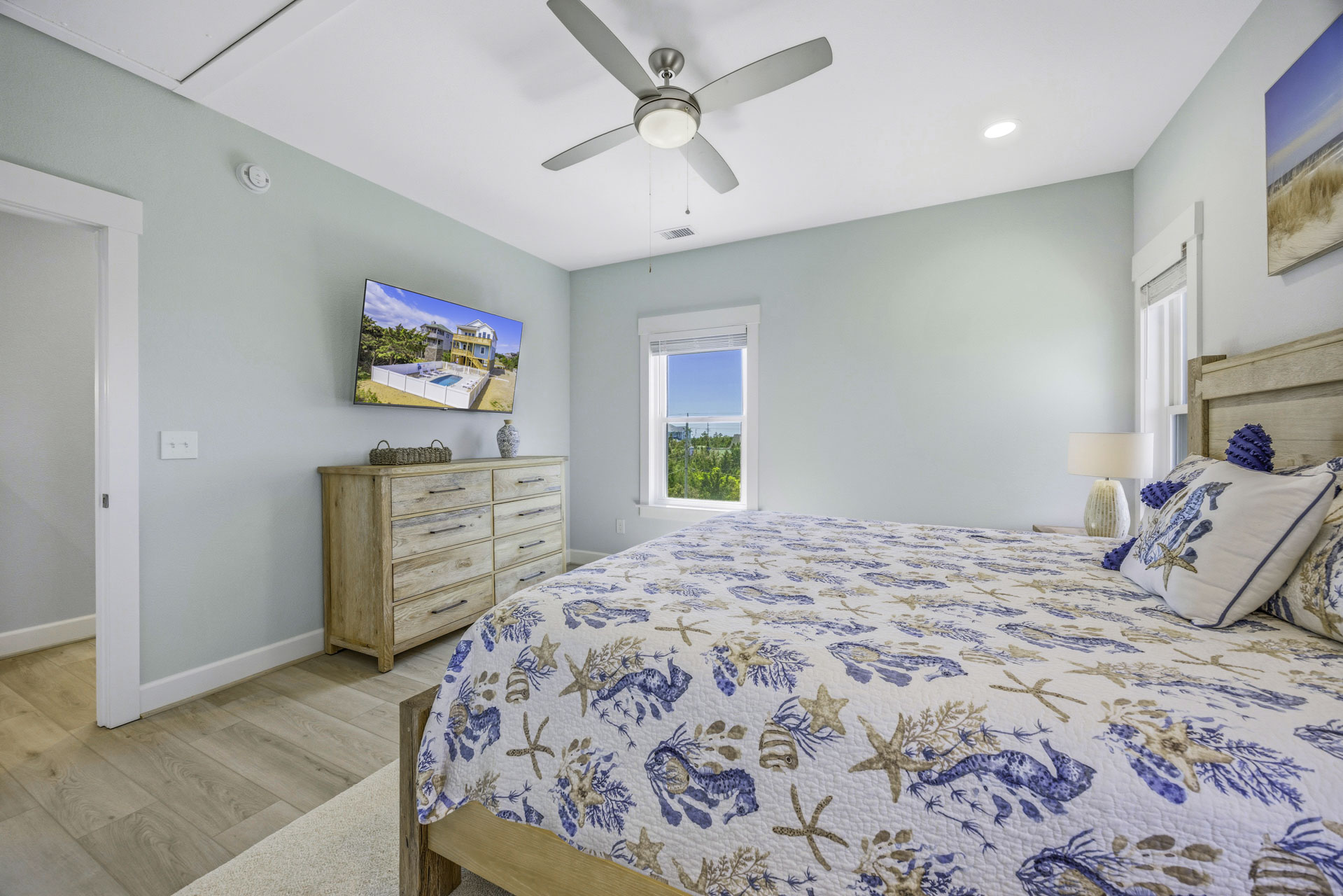 Surf Or Sound Realty 1247 Ohana By The Ocean Bedroom 1 2