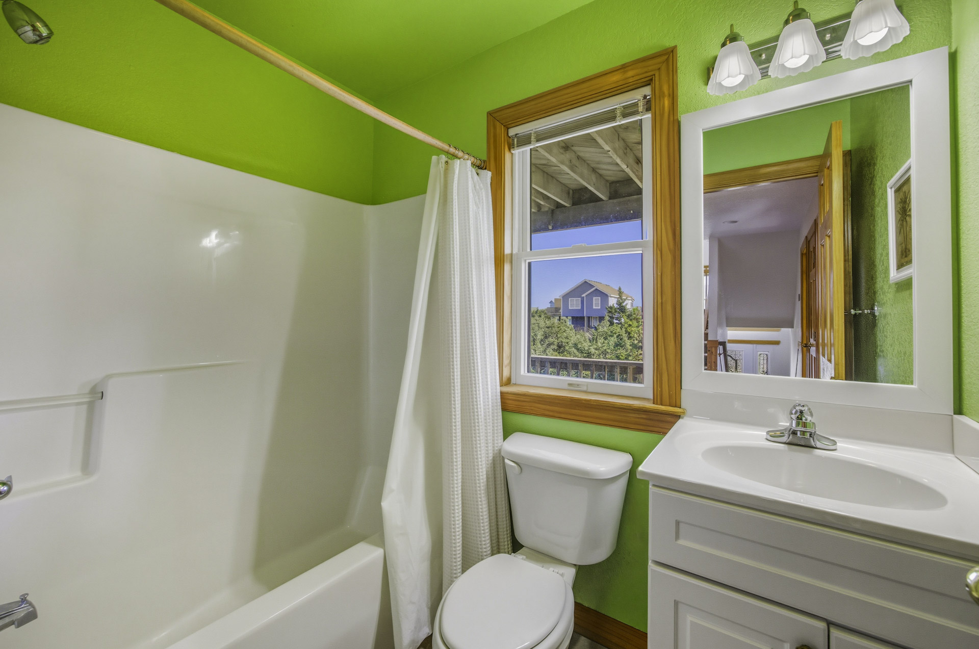 Surf Or Sound Realty 451 Five Fathoms Bedroom 1 3