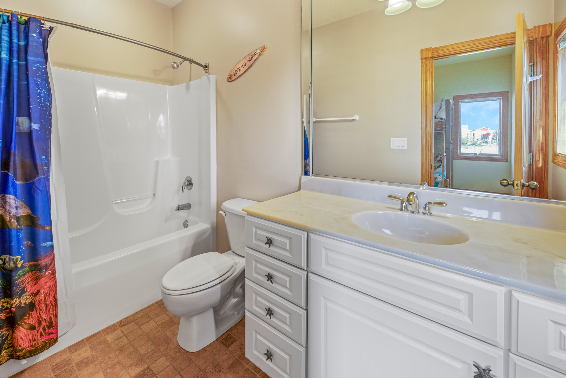 Surf Or Sound Realty 612 Yellowfin Bedroom 3 2