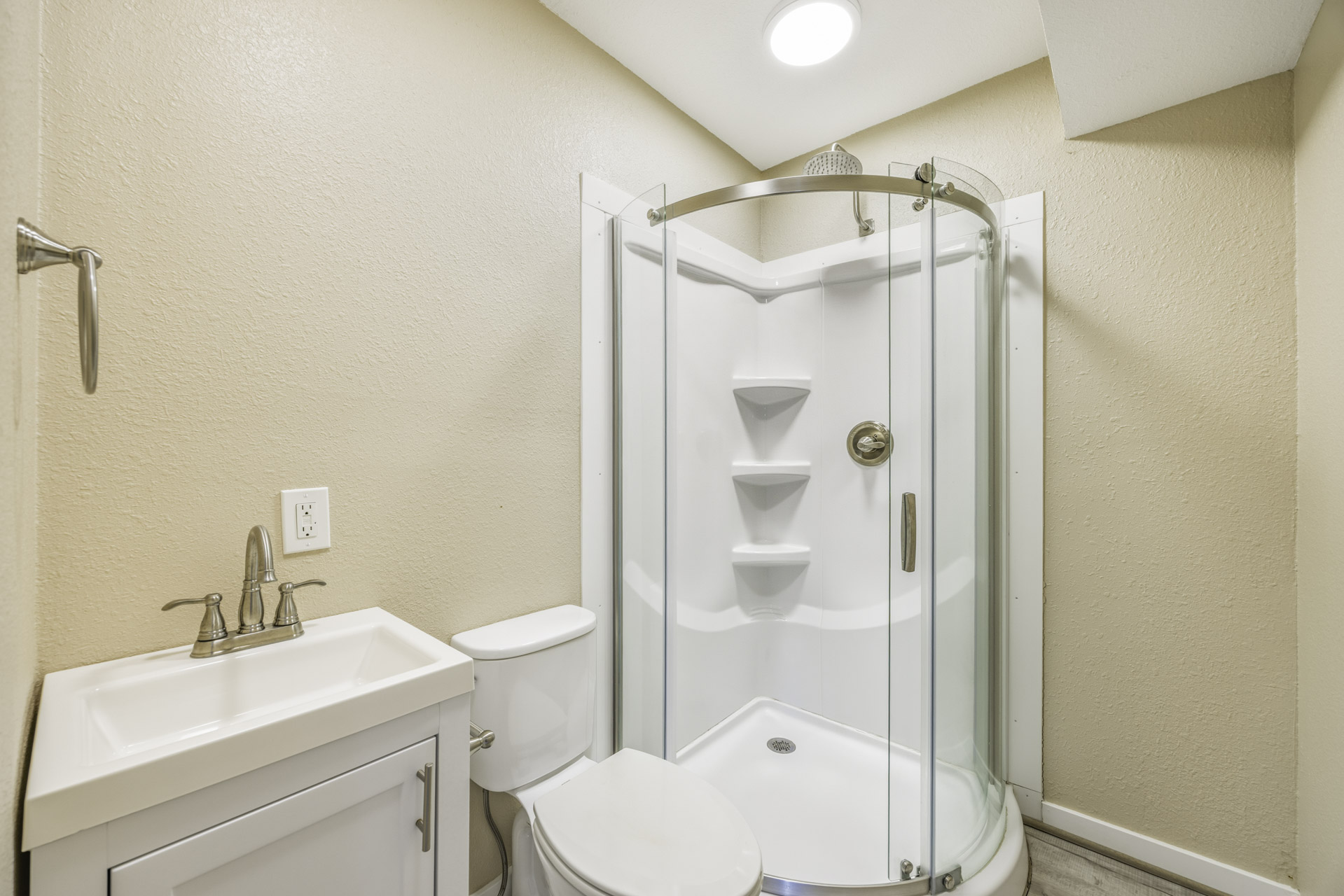 Surf Or Sound Realty 920 Leave Of Absence Bedroom 7 2