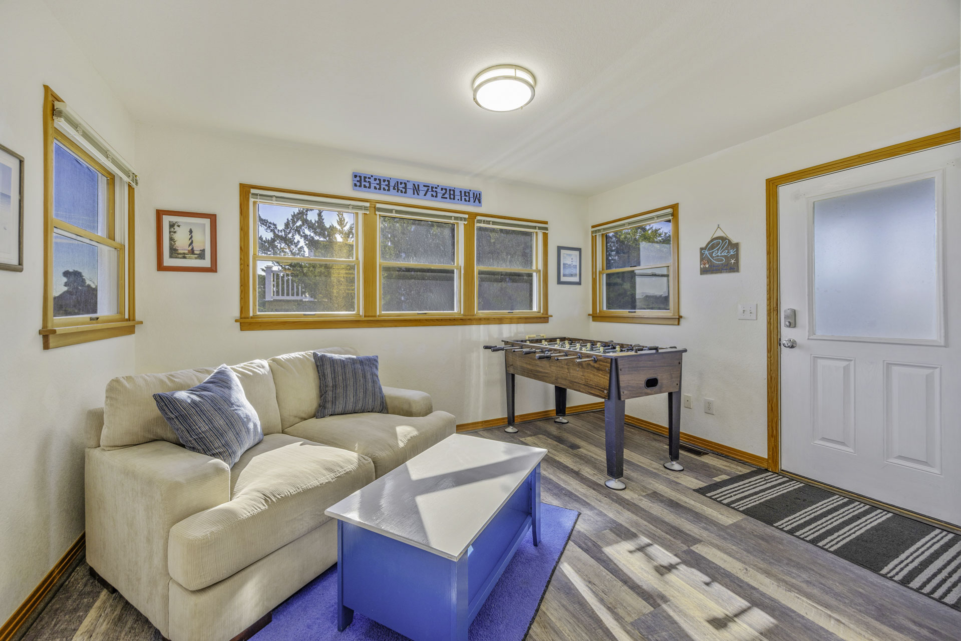 Surf Or Sound Realty 393 Sandfiddler Game Room 1