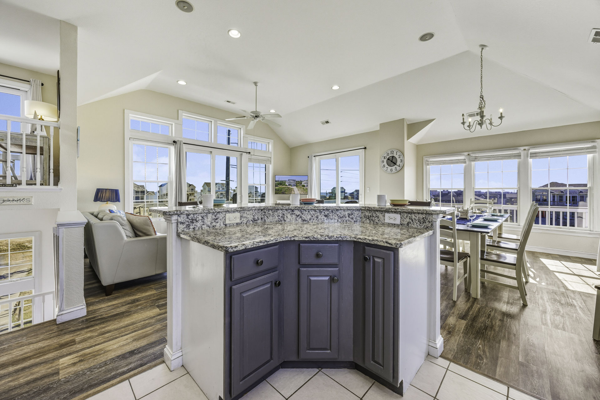 Surf Or Sound Realty 584 Skipper's Gig Kitchen 5