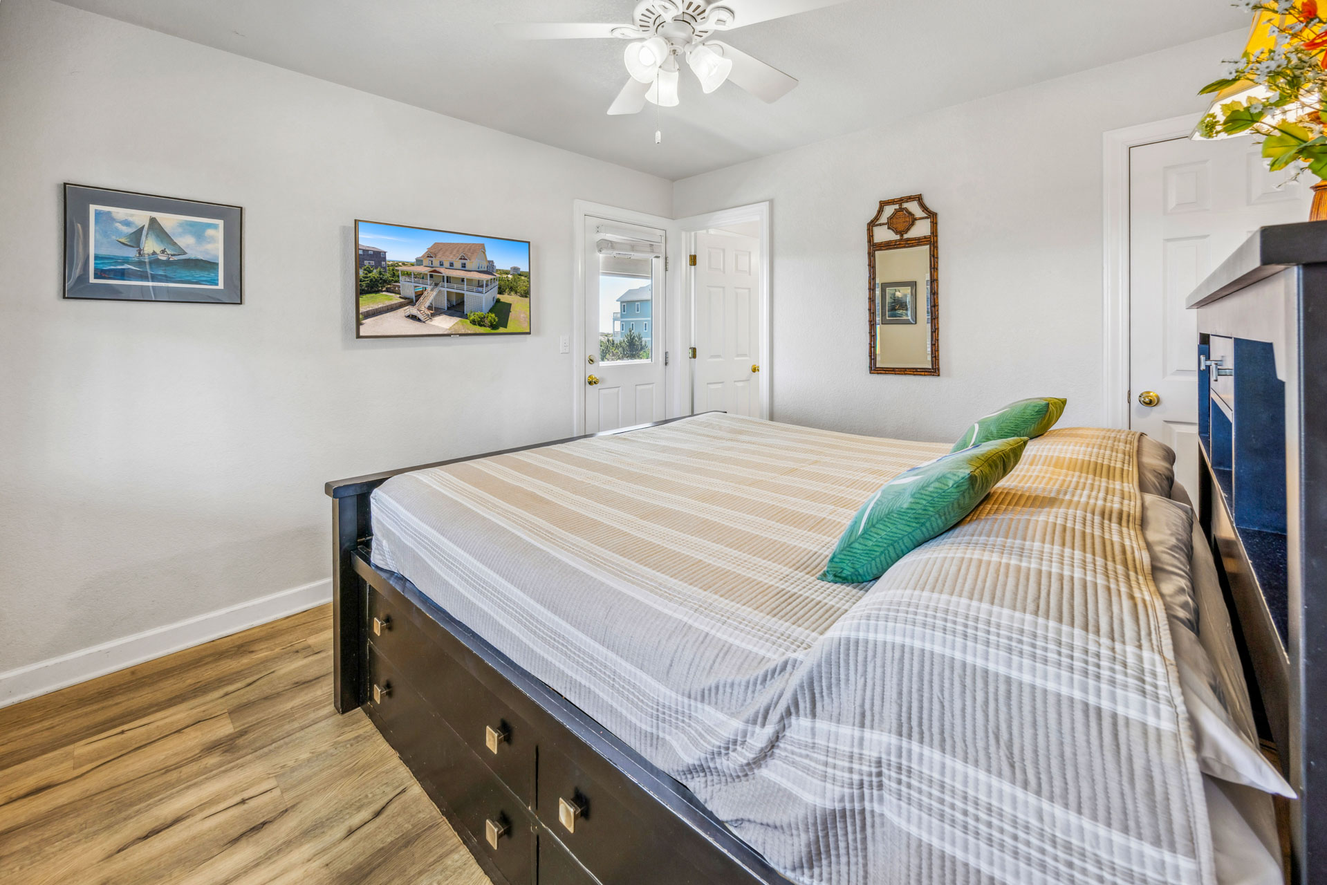 Surf Or Sound Realty 660 Beach Music Bedroom 2 1