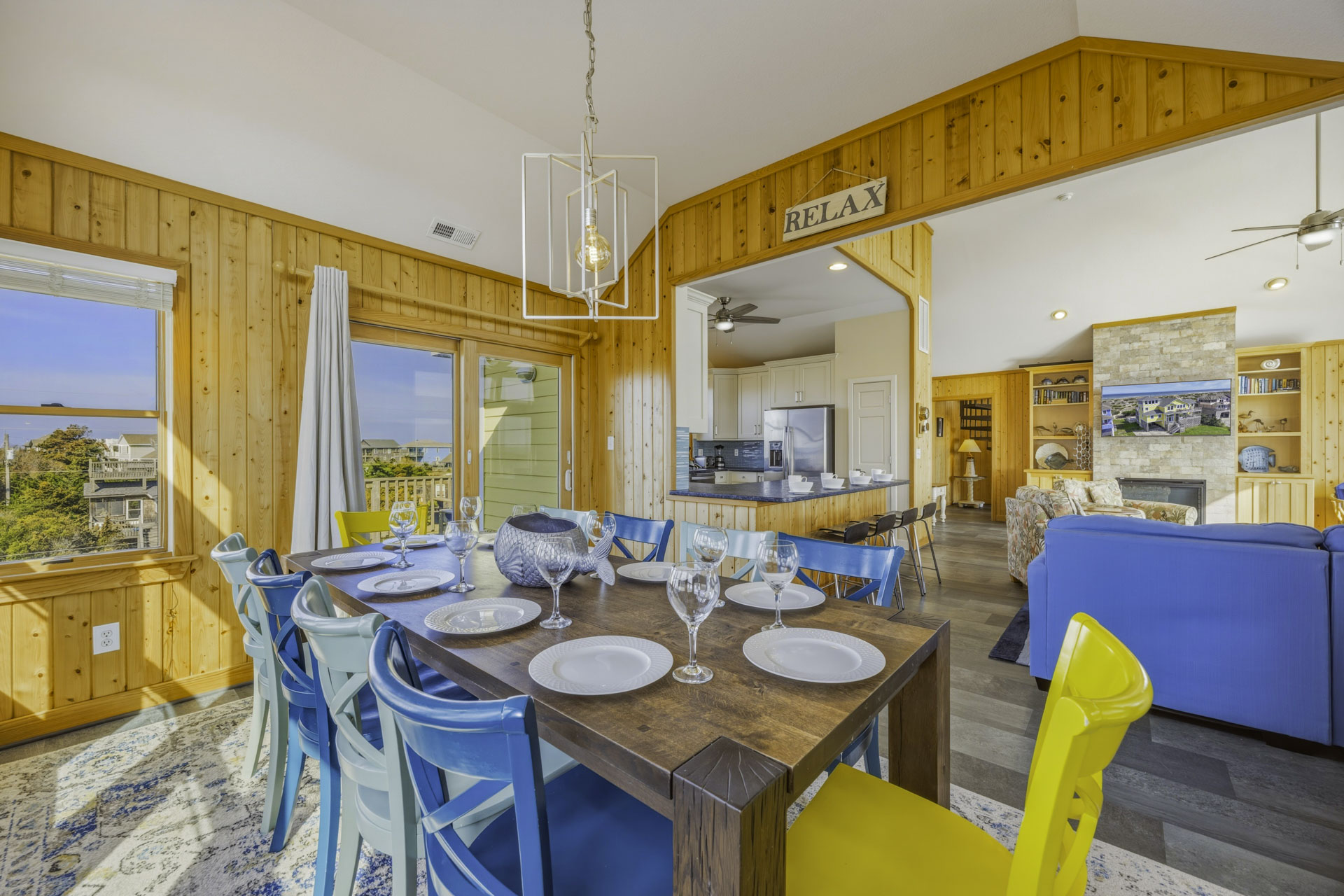 Surf Or Sound Realty 160 Cheerio Dining Area 3