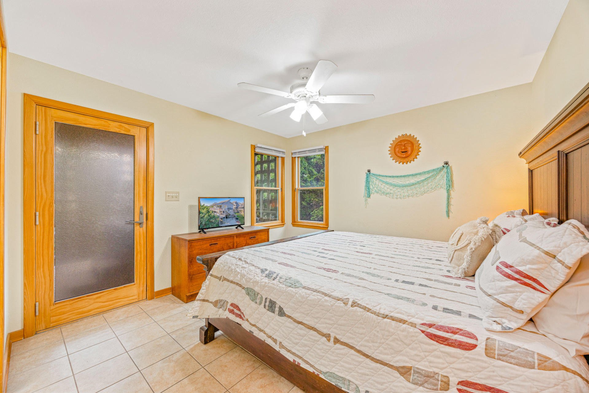 Surf Or Sound Realty 1216 Seaglasses Bedroom 1 1