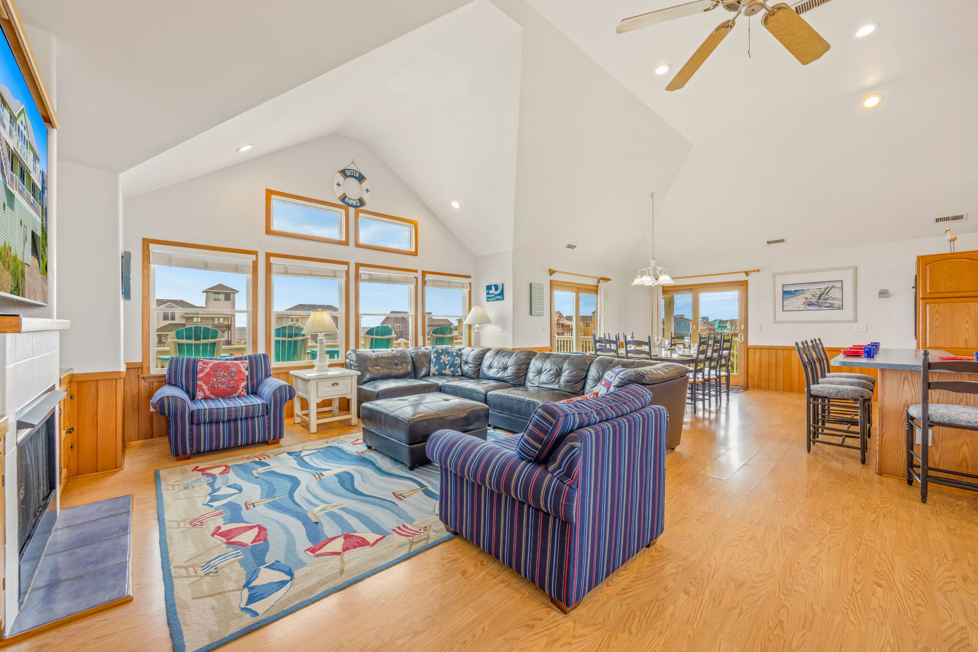 Surf Or Sound Realty 1250 Carolina Pearl Great Room 1