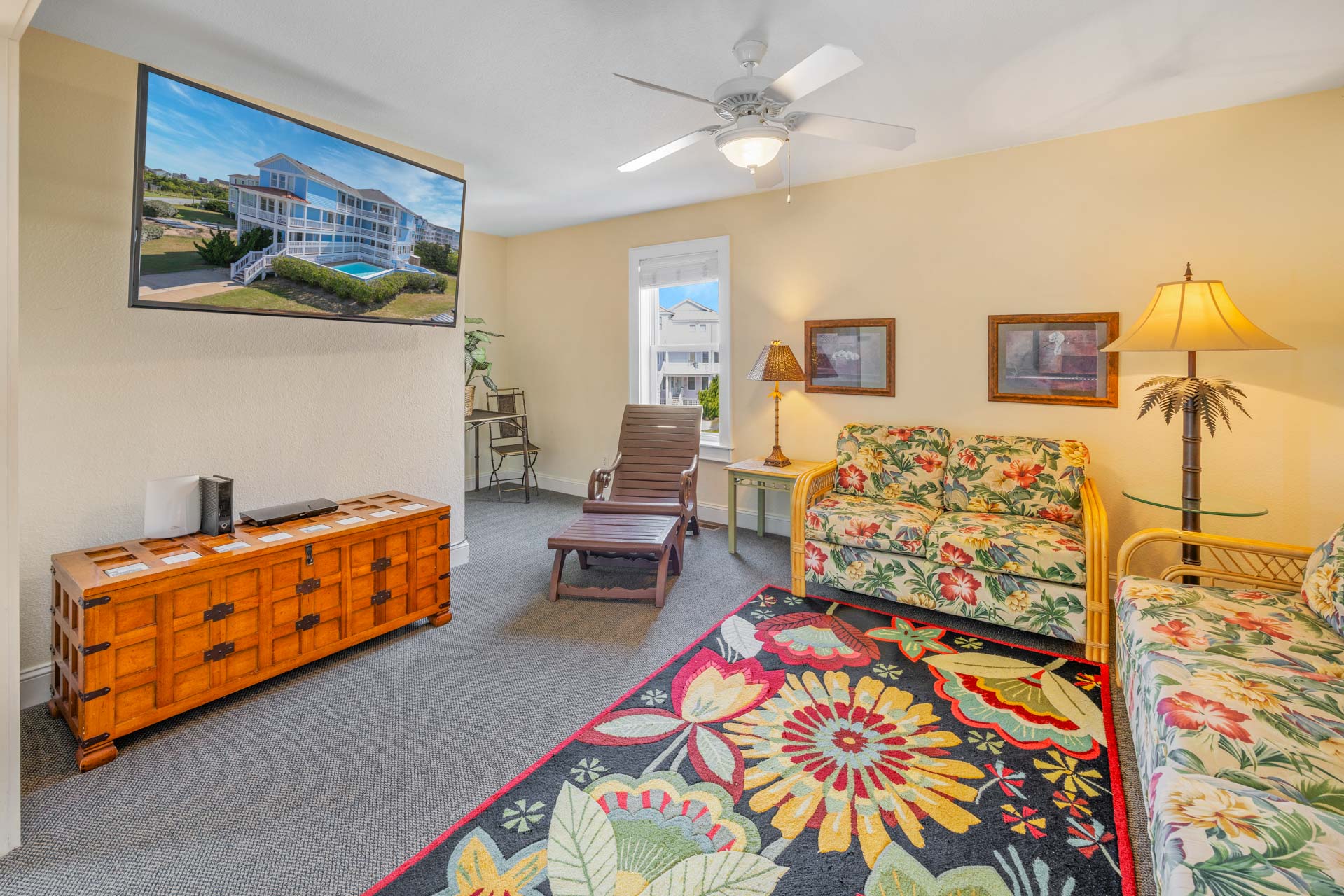 Surf Or Sound Realty 595 Tropical Paradise Den 2