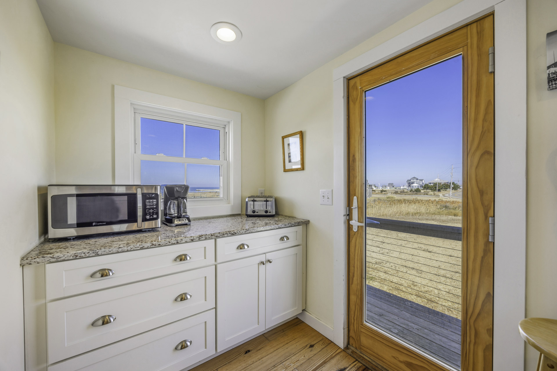 Surf Or Sound Realty 940 Bubba's Last Resort Coffee Bar