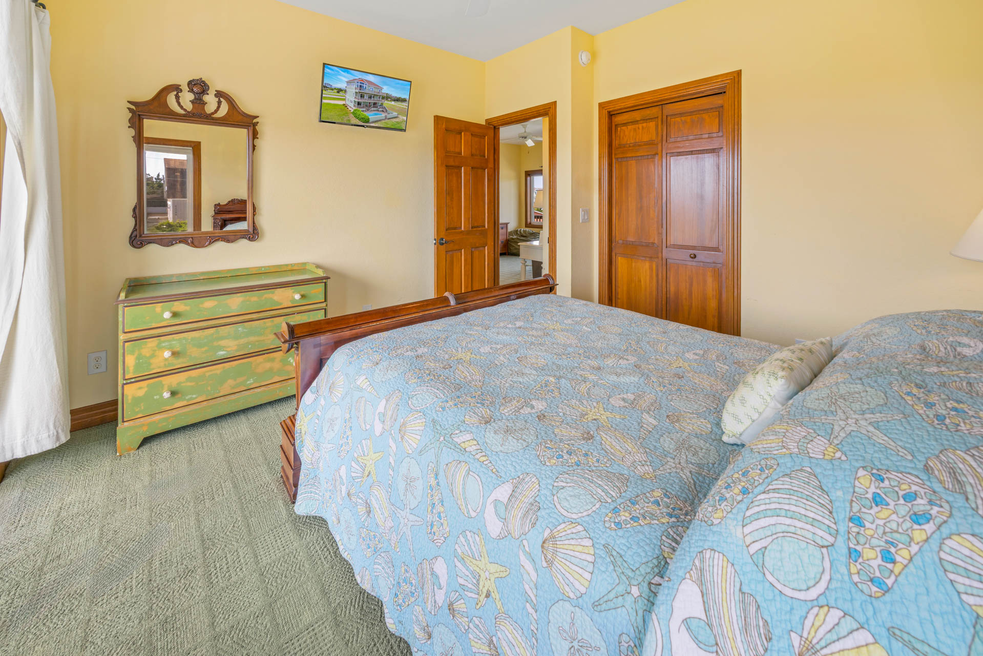 Surf Or Sound Realty 877 The People Sanctuary Bedroom 4 2