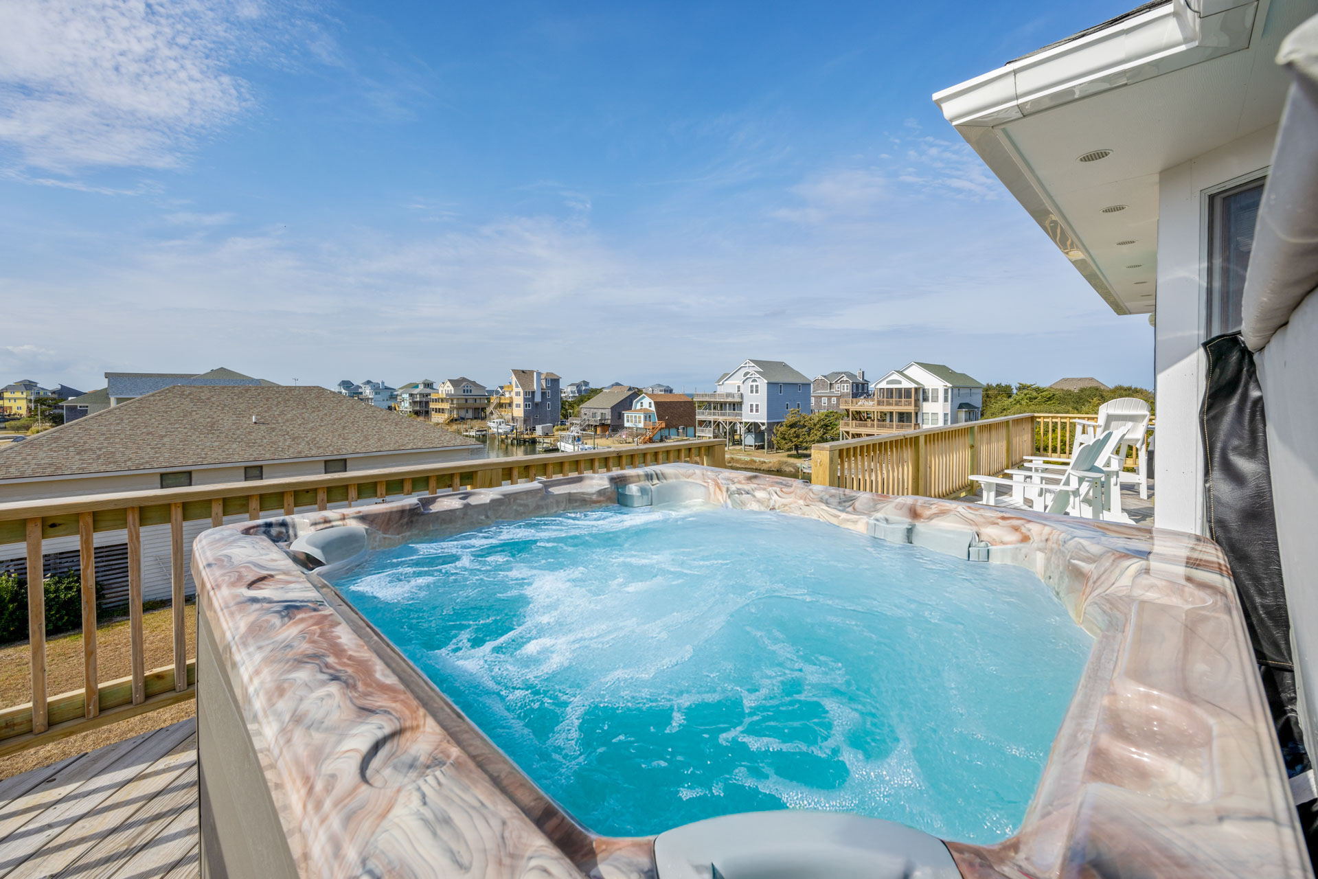 Surf Or Sound Realty 1012 Summer School Hot Tub 2