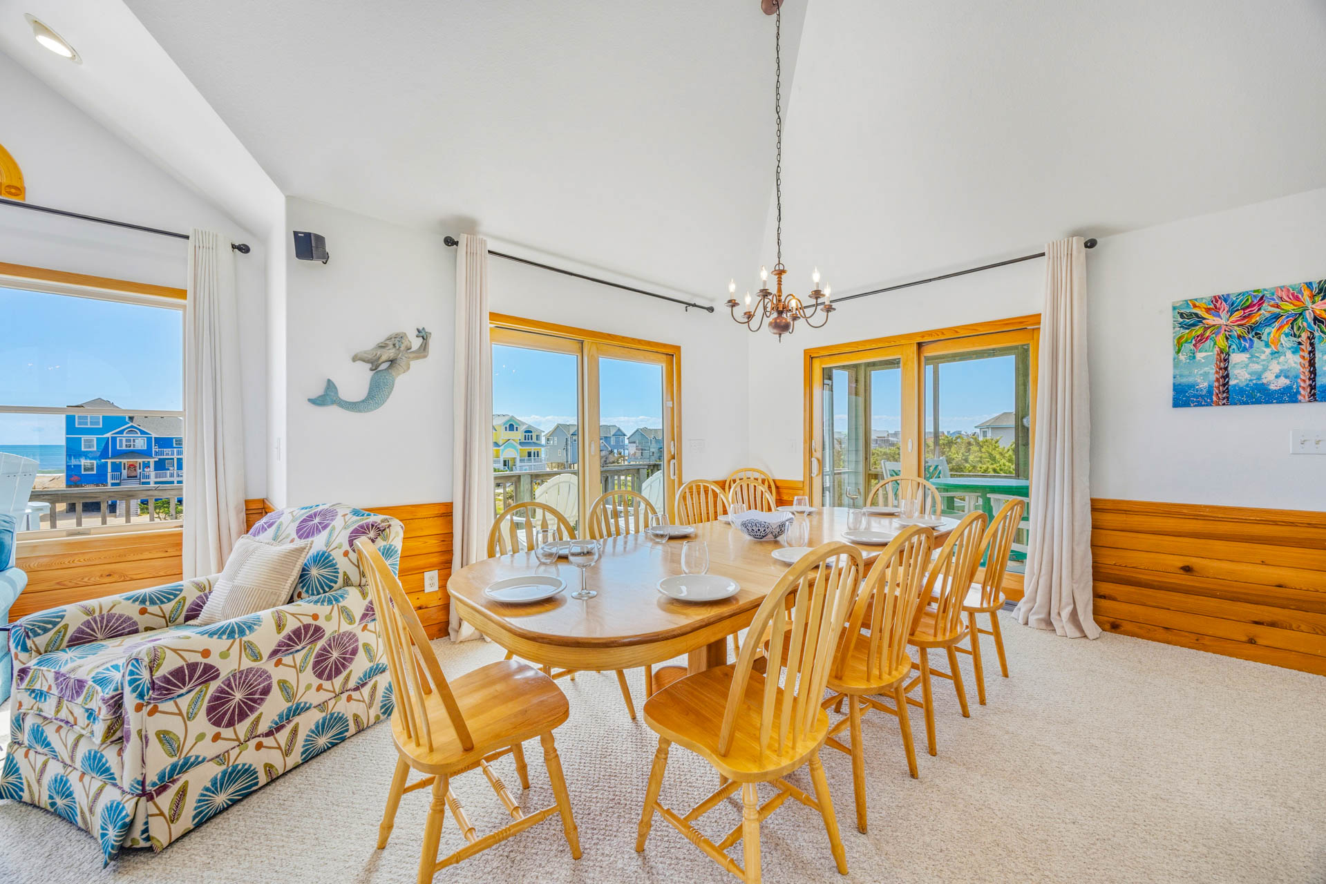 Surf Or Sound Realty 1095 Soggy Dollar Dining Area 1