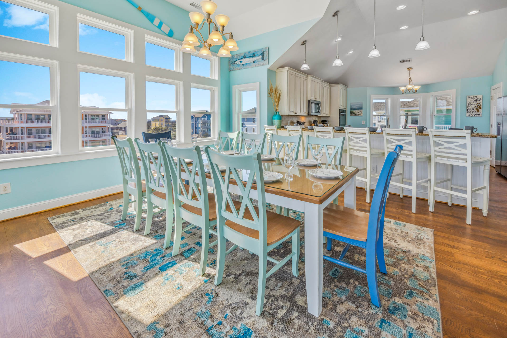 Surf Or Sound Realty 867 Caribbean Paradise Dining Area 2