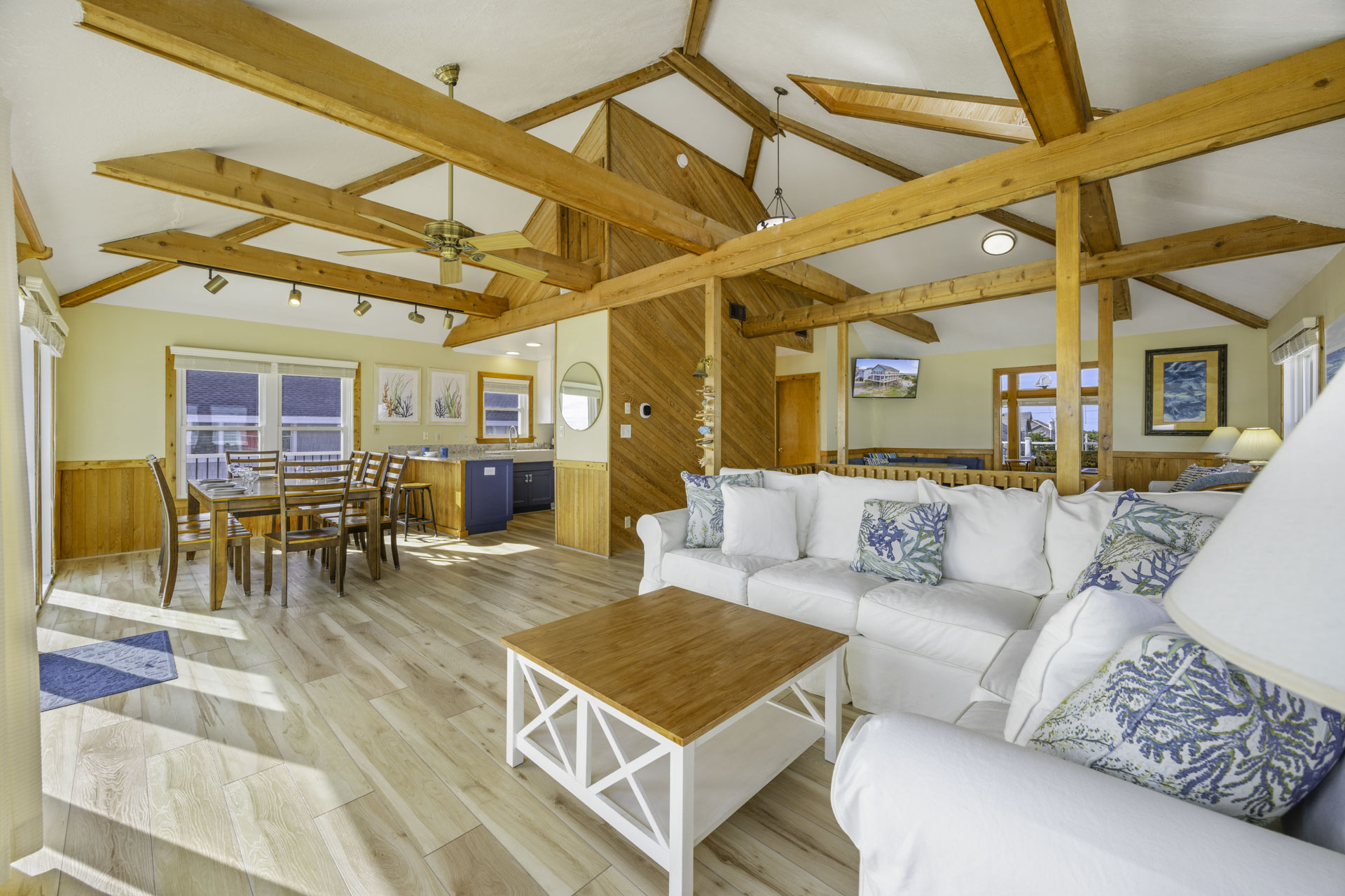 Surf Or Sound Realty 1205 1 To Sea Great Room 3