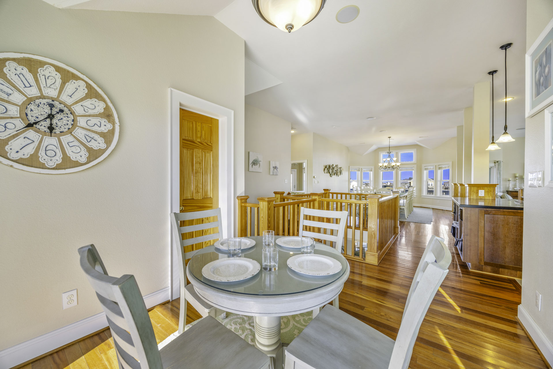 Surf Or Sound Realty 502 Tipsy Turtle Dining Area 2