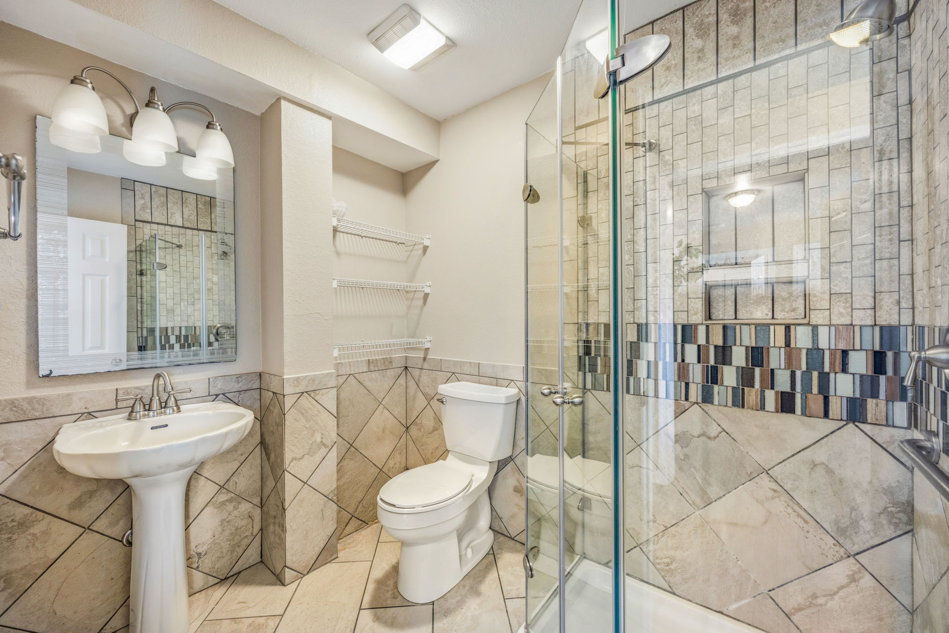 Surf Or Sound Realty 636 Changes In Attitude Avon Full Bath