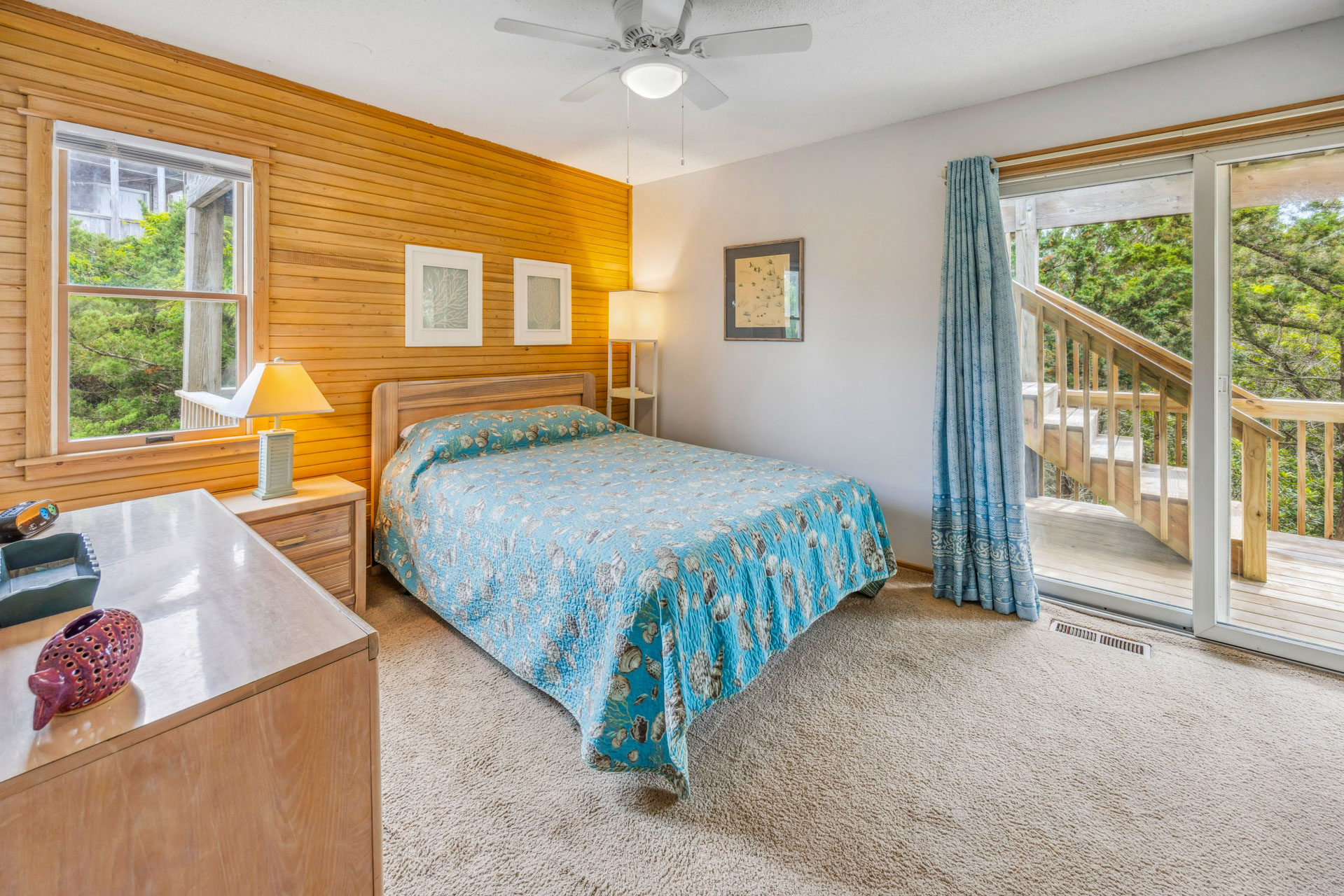 Surf Or Sound Realty 32 Ocean Escape Bedroom 1 1