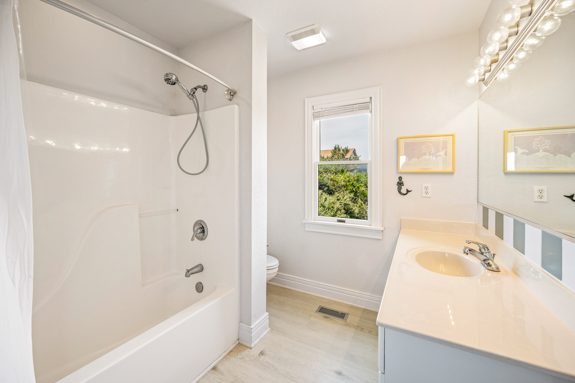 Surf Or Sound Realty 200 Hardalee Bedroom 2 3