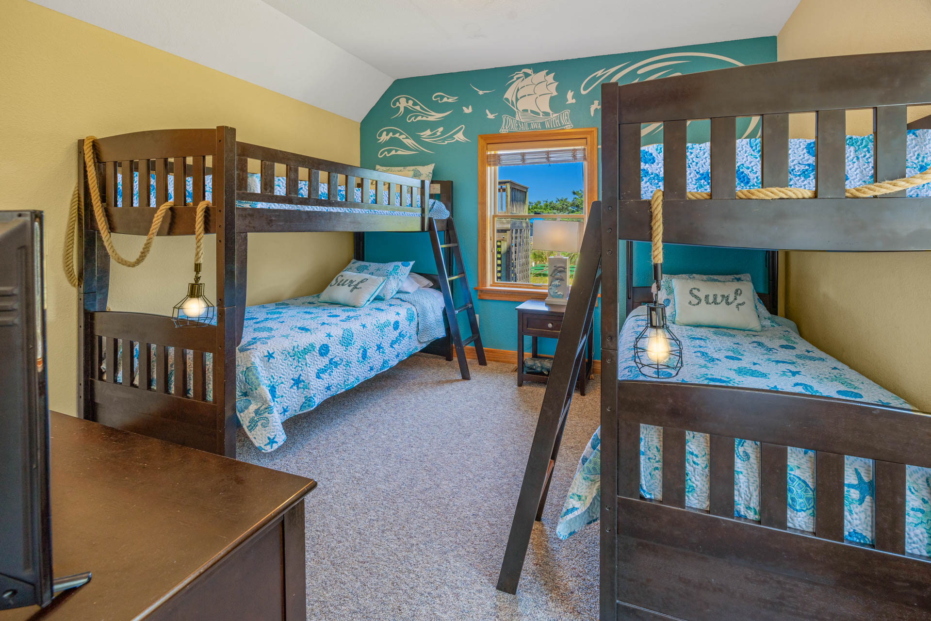 Surf Or Sound Realty 566 La Familia Bedroom 12