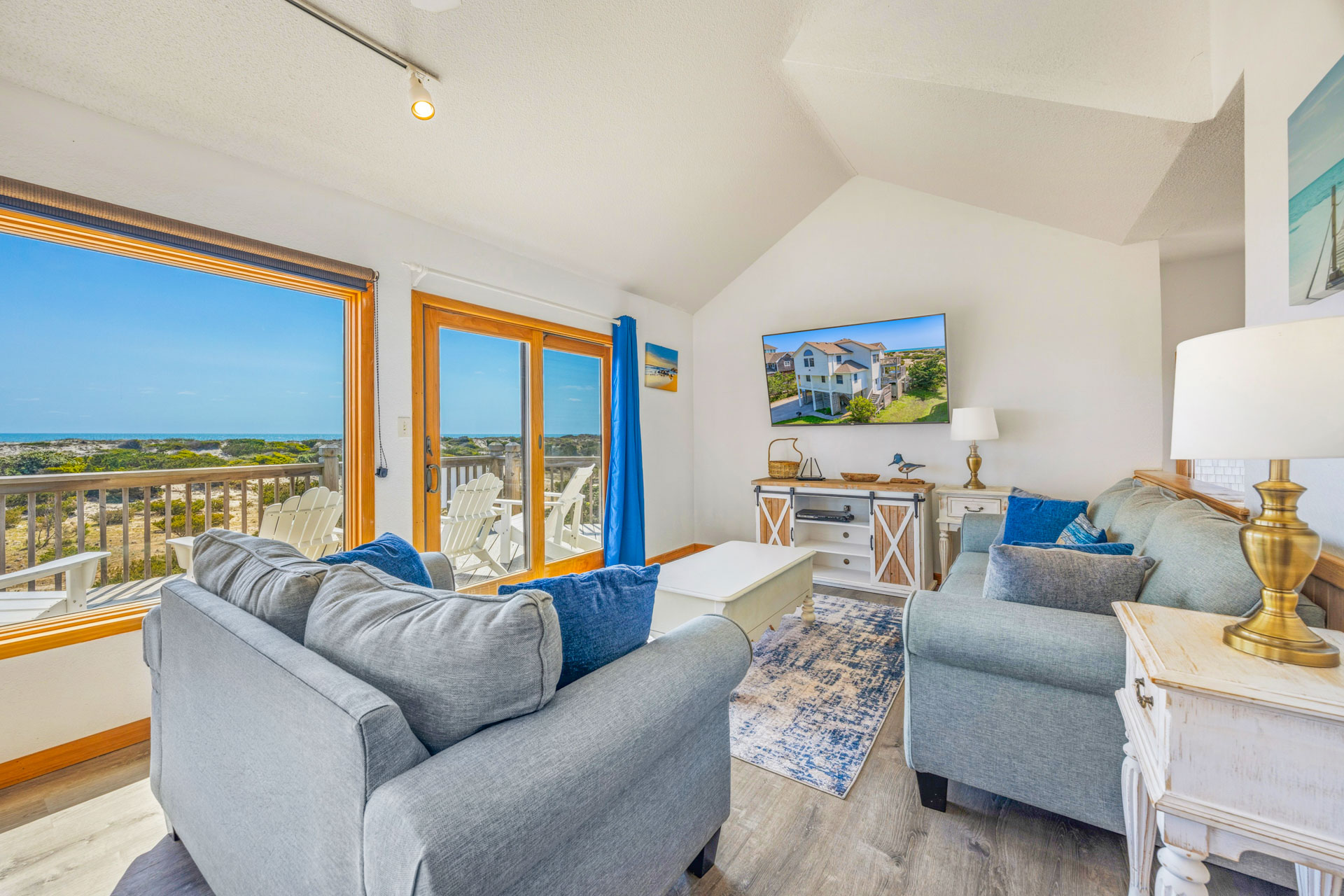 Surf Or Sound Realty 401 Keep Dreamin Great Room 1