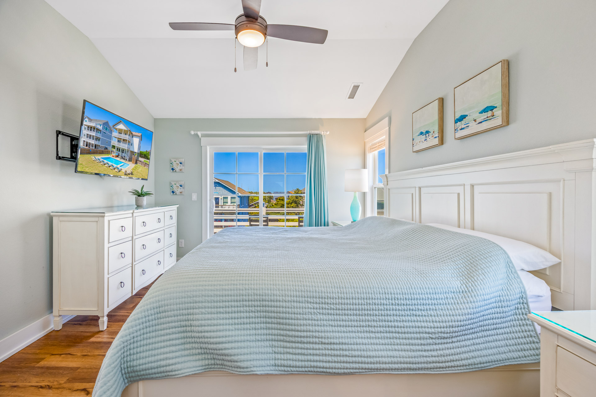 Surf Or Sound Realty 884 Starfish Story Bedroom 1 2