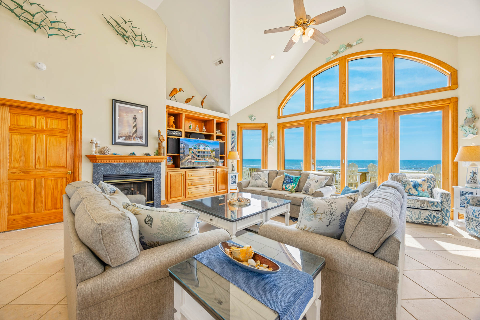 Surf Or Sound Realty 1145 Walkin On Sunshine Hatteras Great Room 6