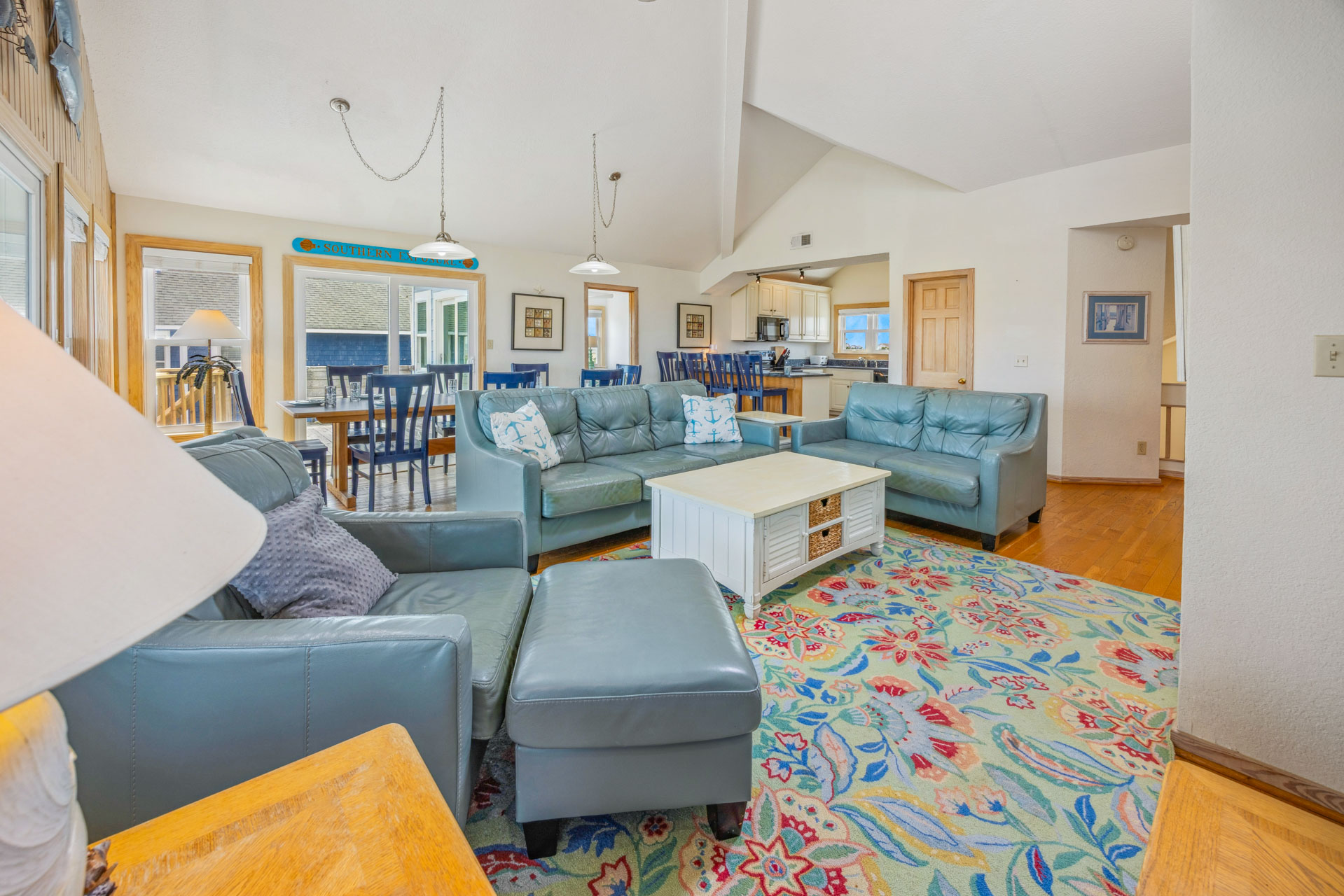 Surf Or Sound Realty 1028 Southern Exposure Great Room 2