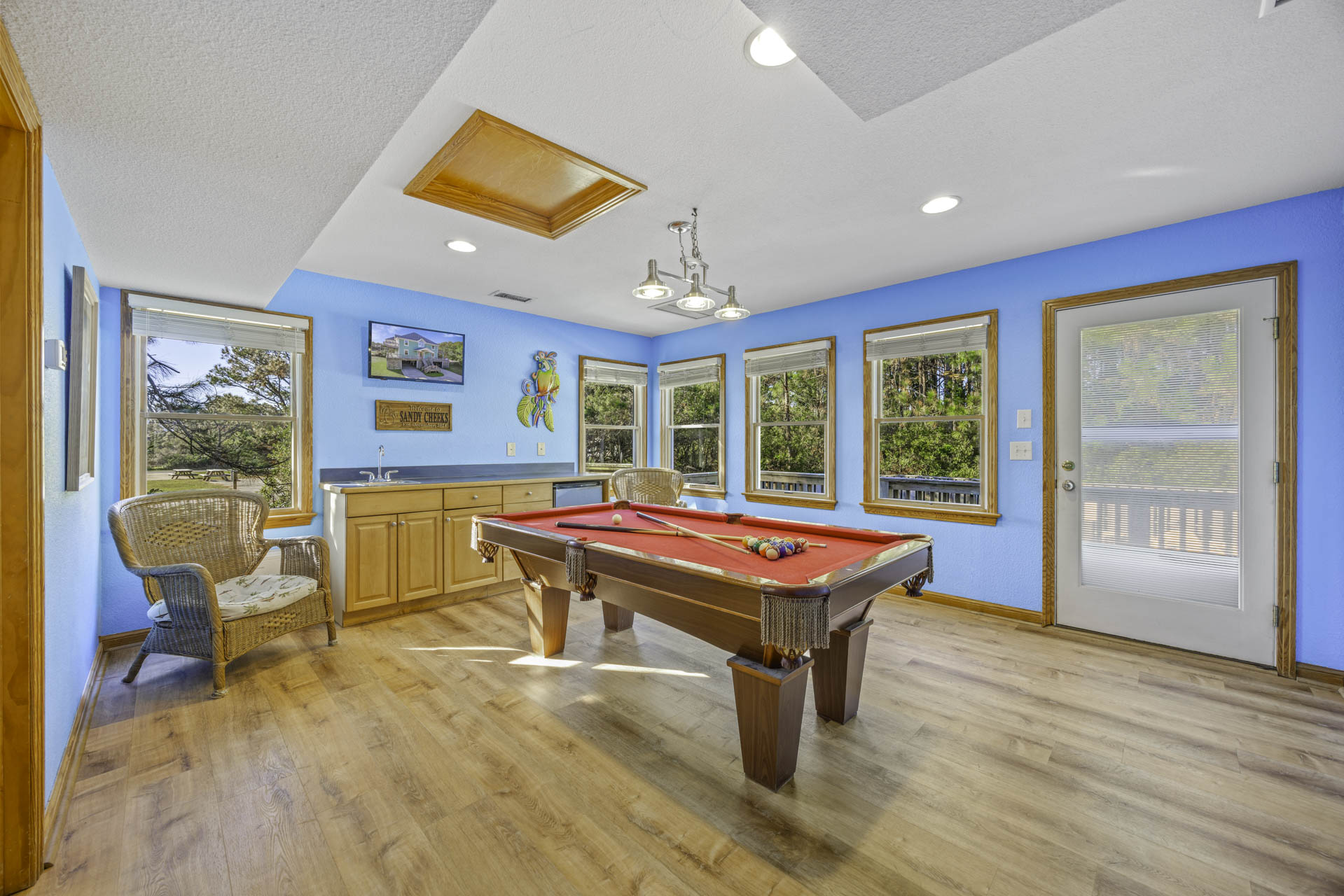 Surf Or Sound Realty 363 Sandy Cheeks Game Room 2