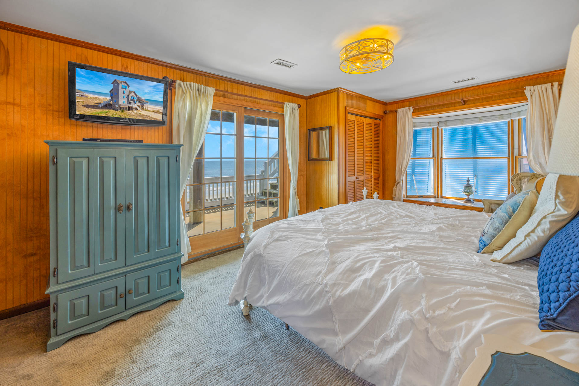 Surf Or Sound Realty 1045 Inn At Rodanthe Bedroom 1 1