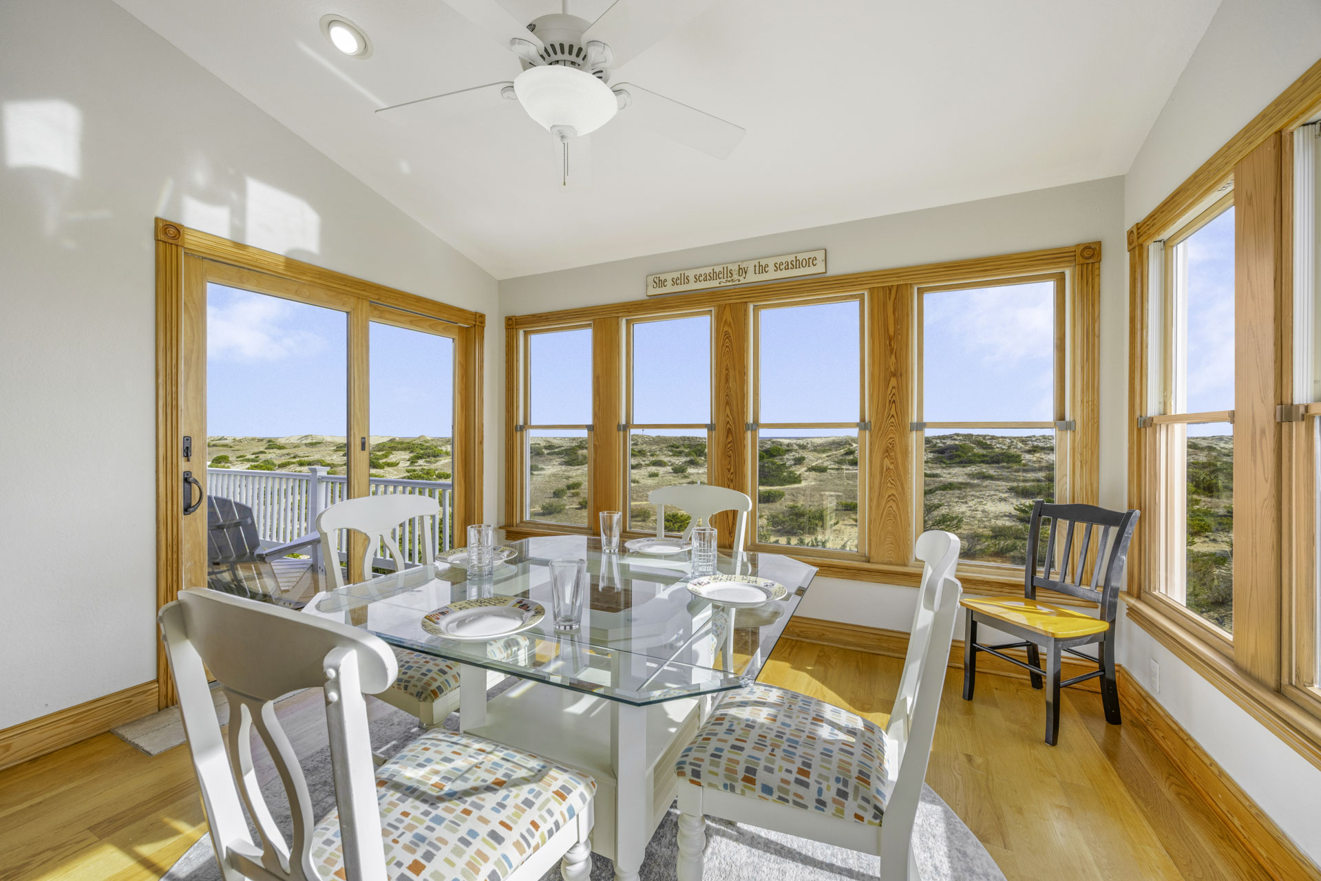 Surf Or Sound Realty 829 The HI Life Dining Area 2