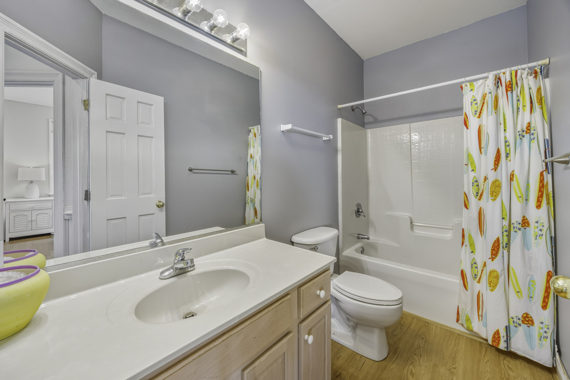 Surf Or Sound Realty 584 Skipper's Gig Bedroom 4 4