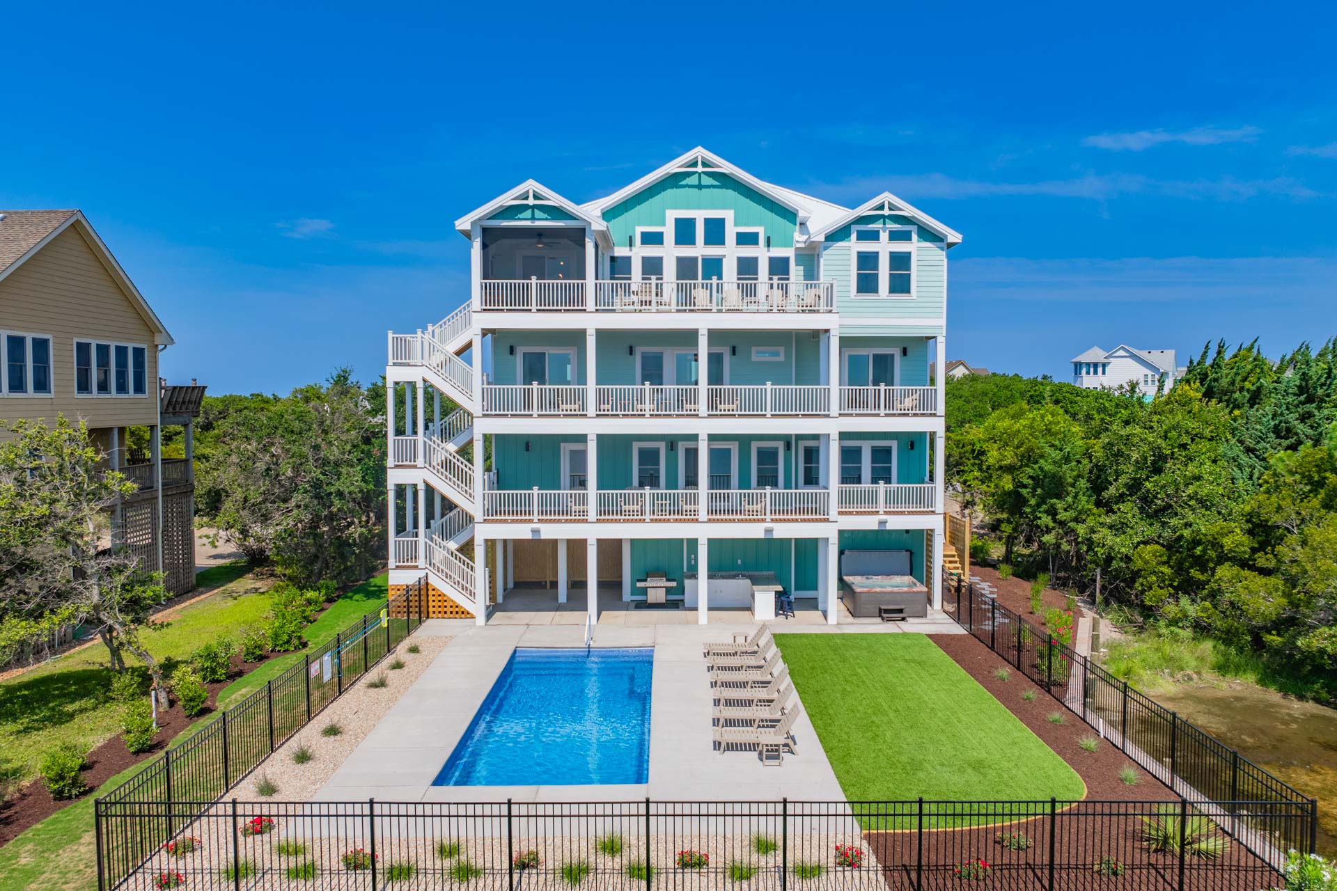 Surf Or Sound Realty 1225 Castaway Cove Exterior 4